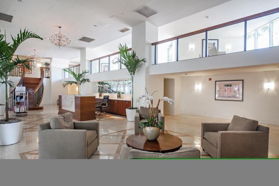 VILLA LOFTS CONDO - Residential Lease