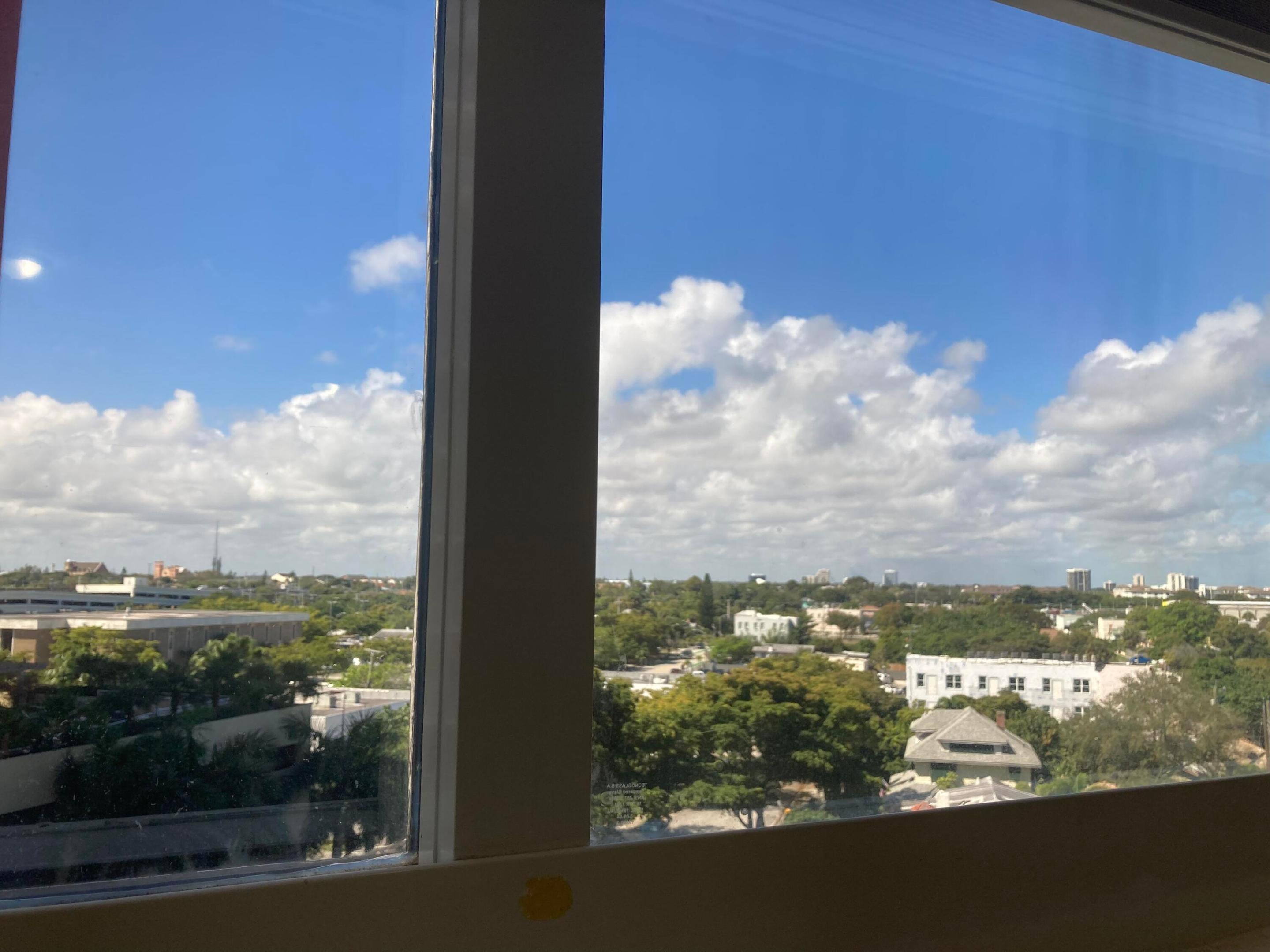 VILLA LOFTS CONDO - Residential Lease