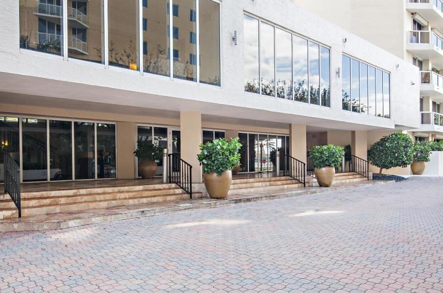 VILLA LOFTS CONDO - Residential Lease