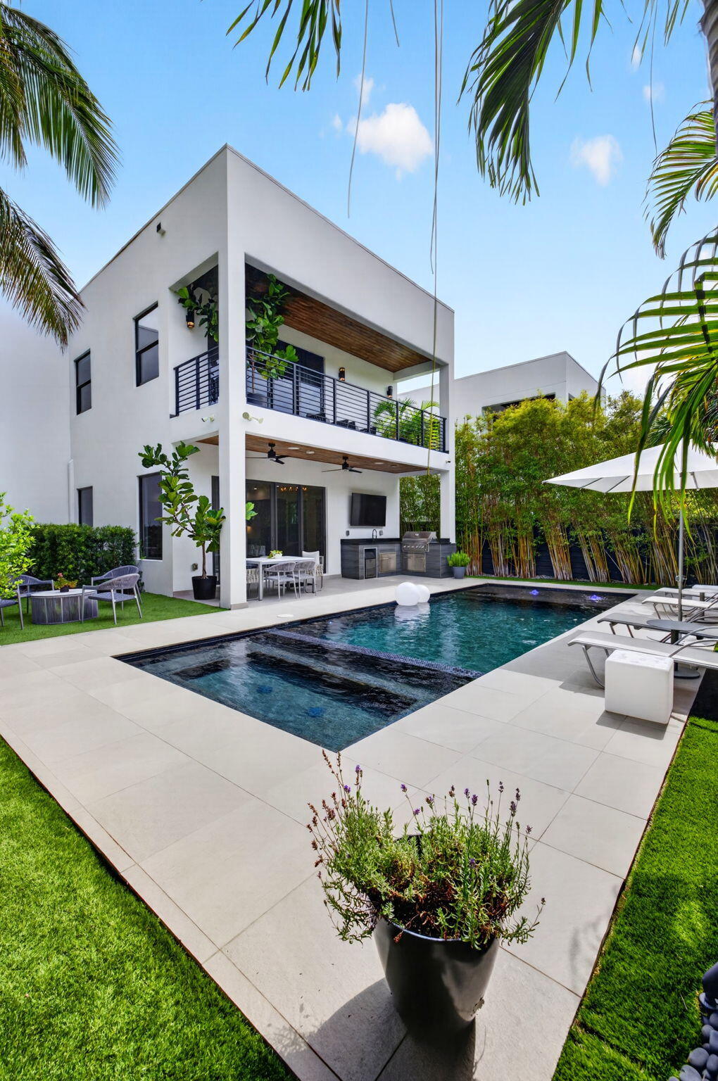 VICTORIA PARK - Residential