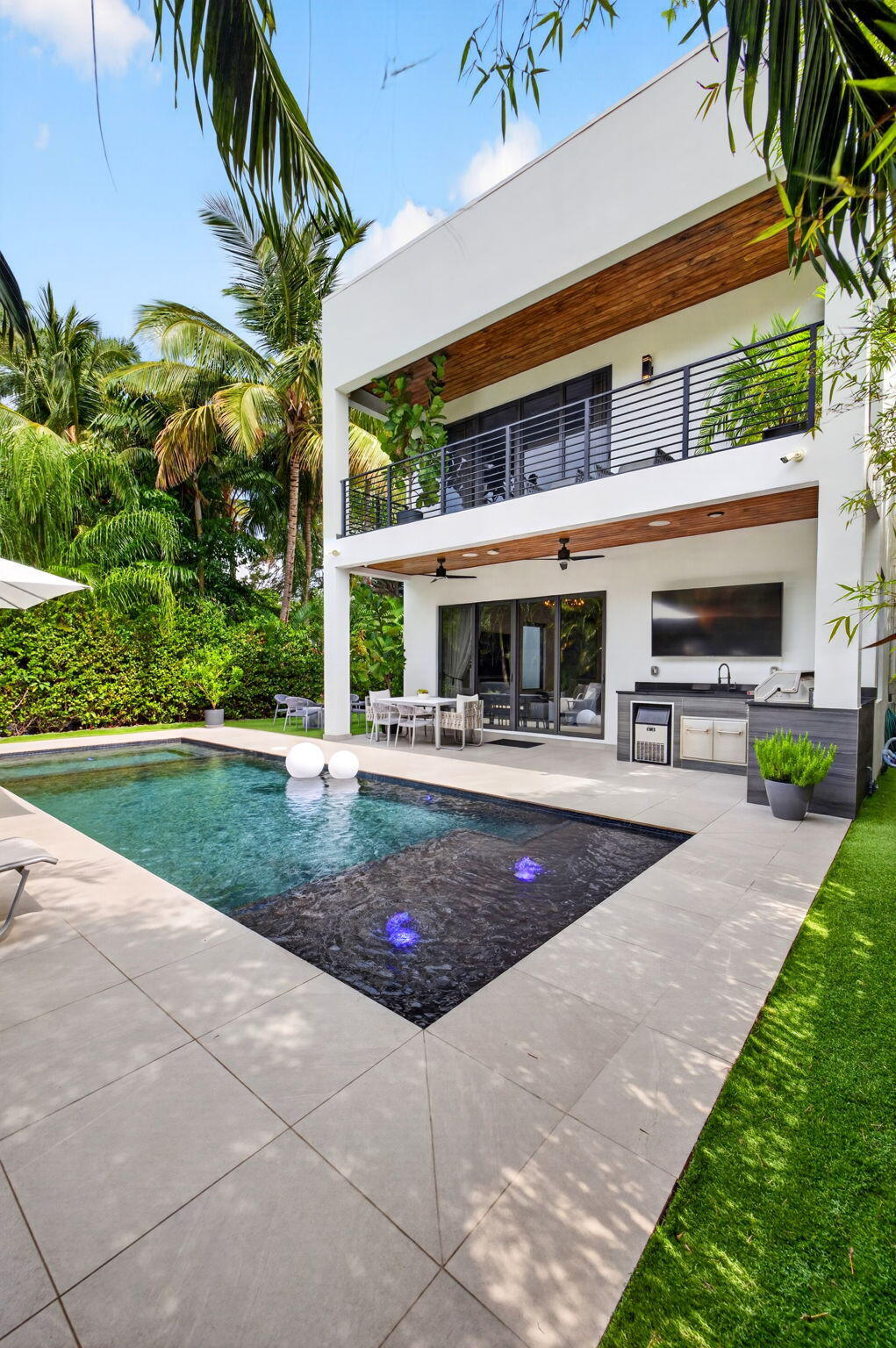 VICTORIA PARK - Residential