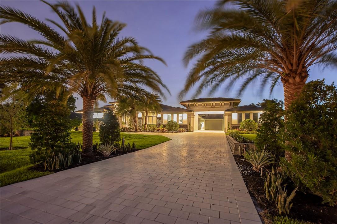 PLANTATION ACRES - Residential