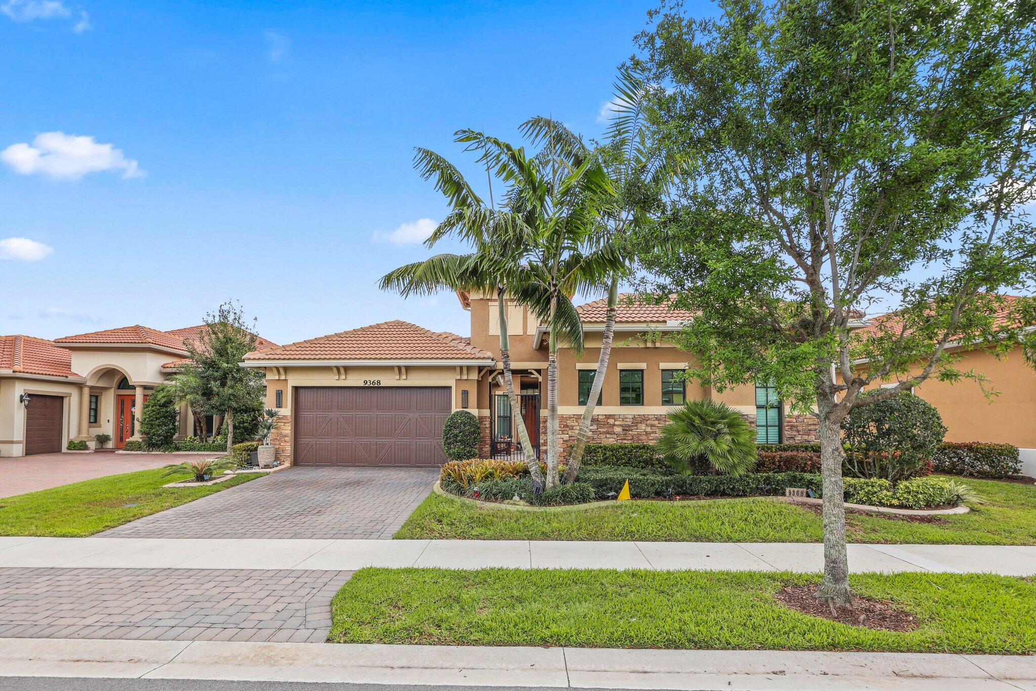 PARKLAND ROYALE - Residential