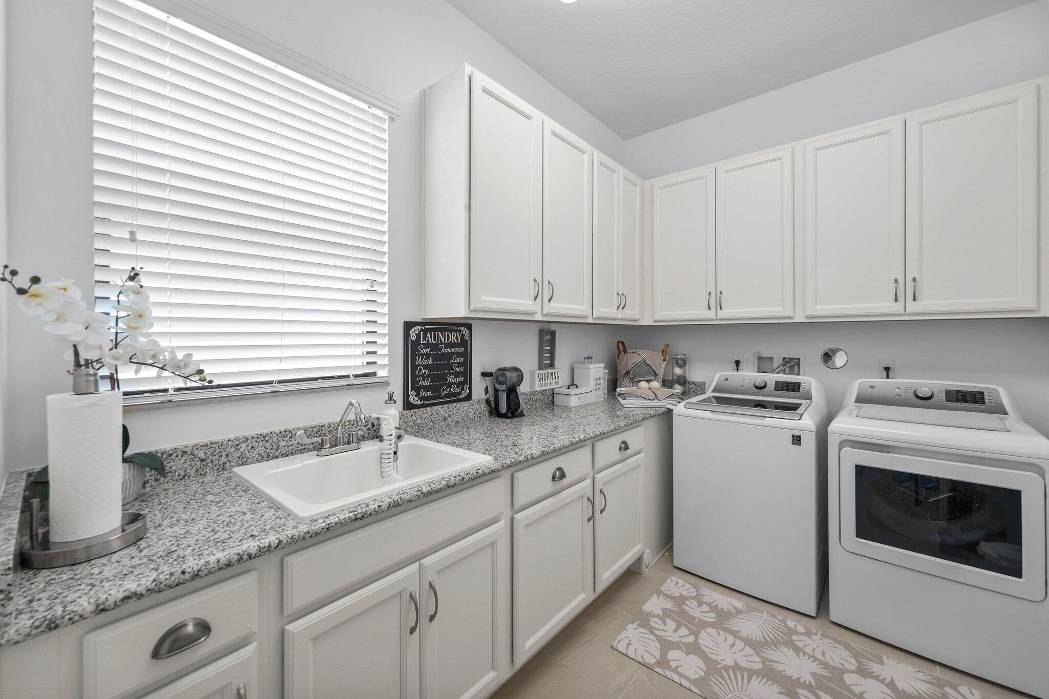 PARKLAND ROYALE - Residential