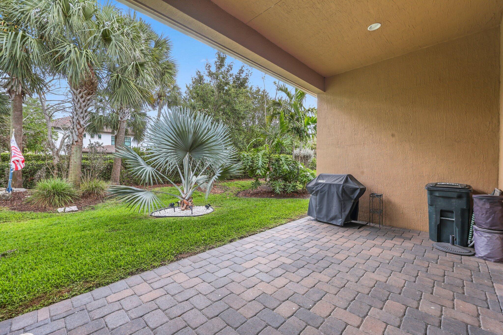 PARKLAND ROYALE - Residential