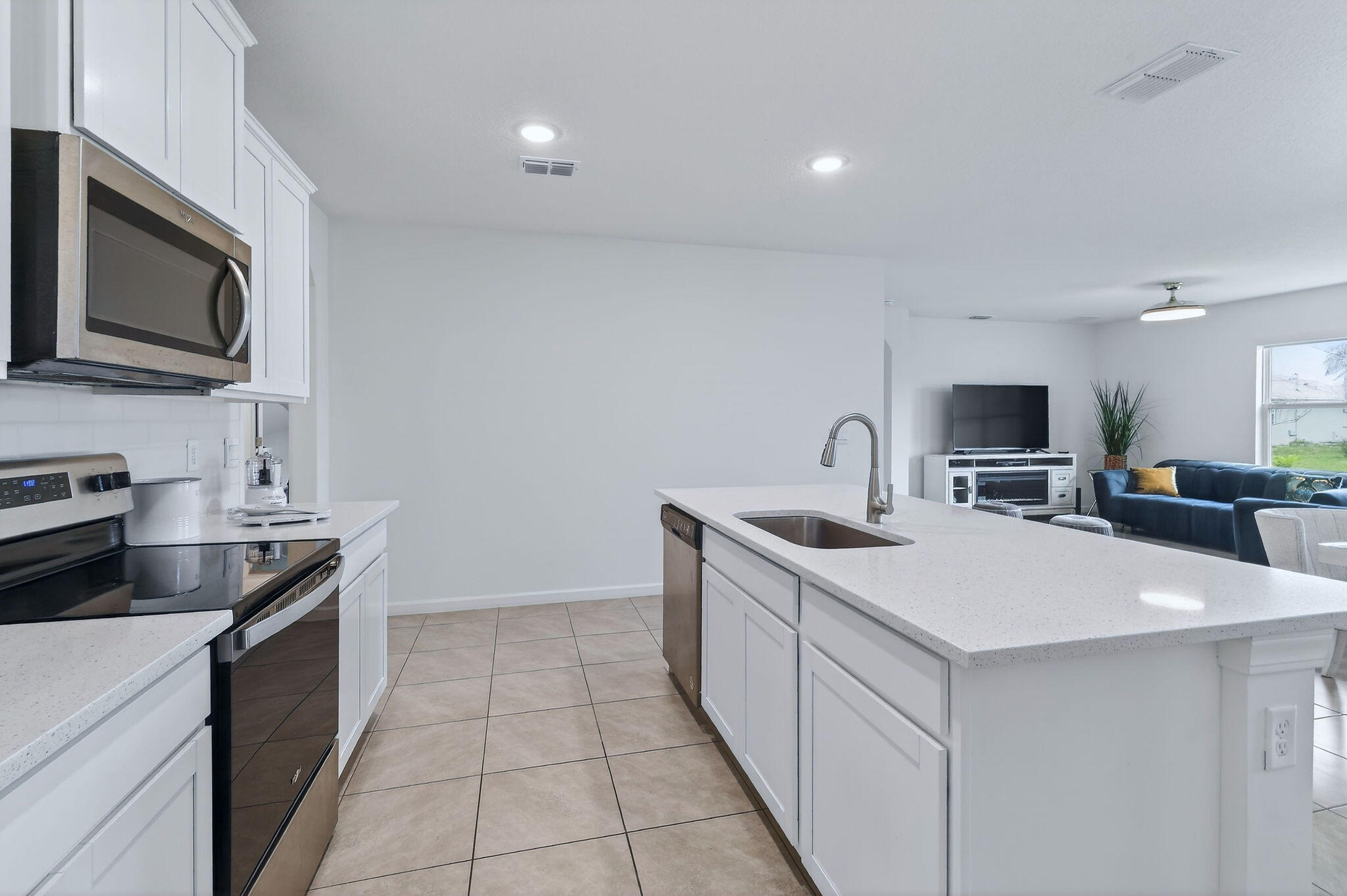 PORT ST LUCIE SECTION 8 - Residential