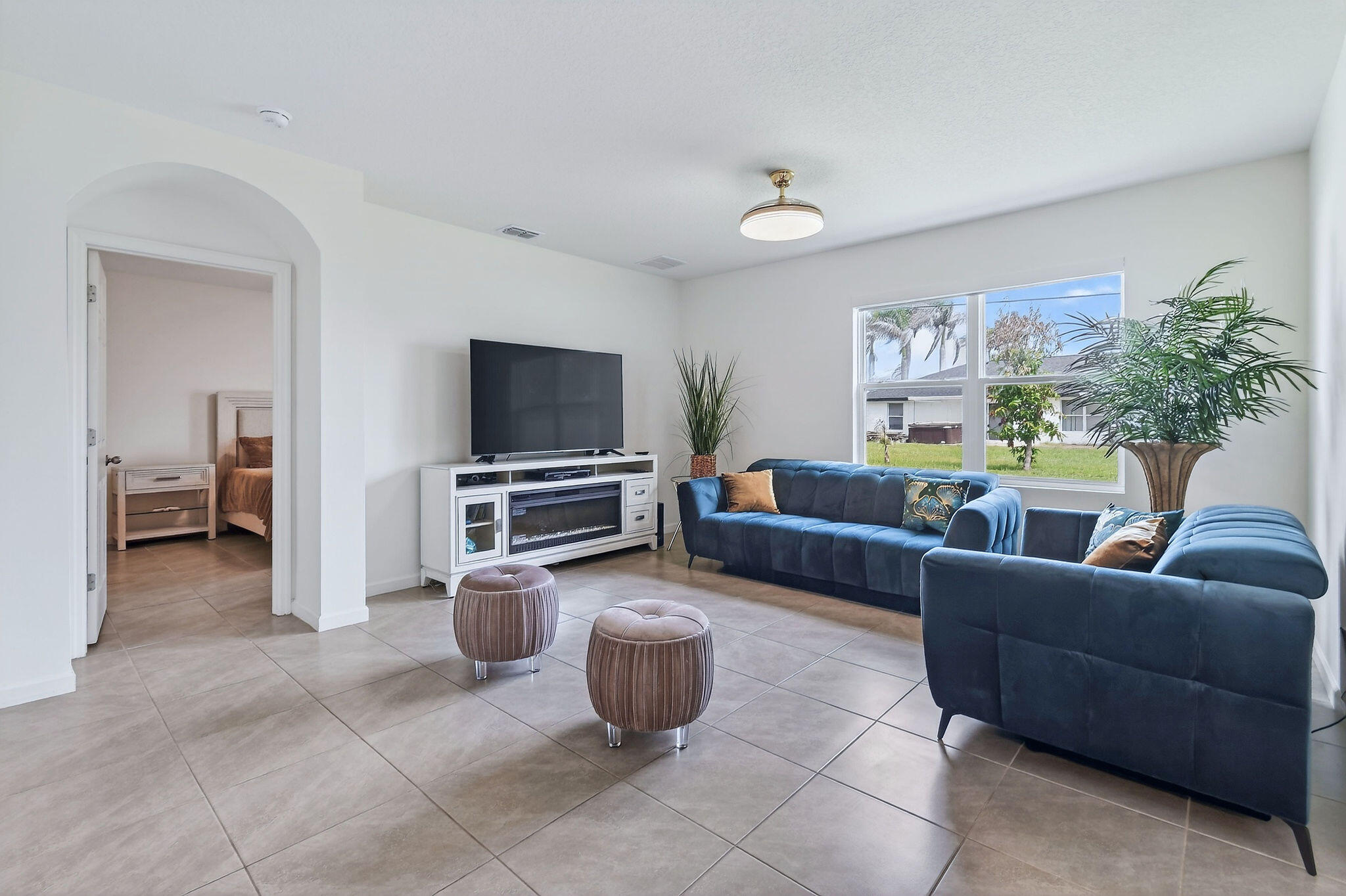 PORT ST LUCIE SECTION 8 - Residential
