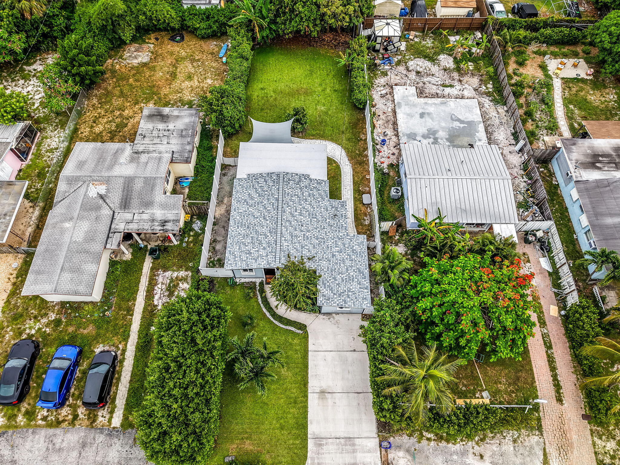 DELRAY MNR - Residential