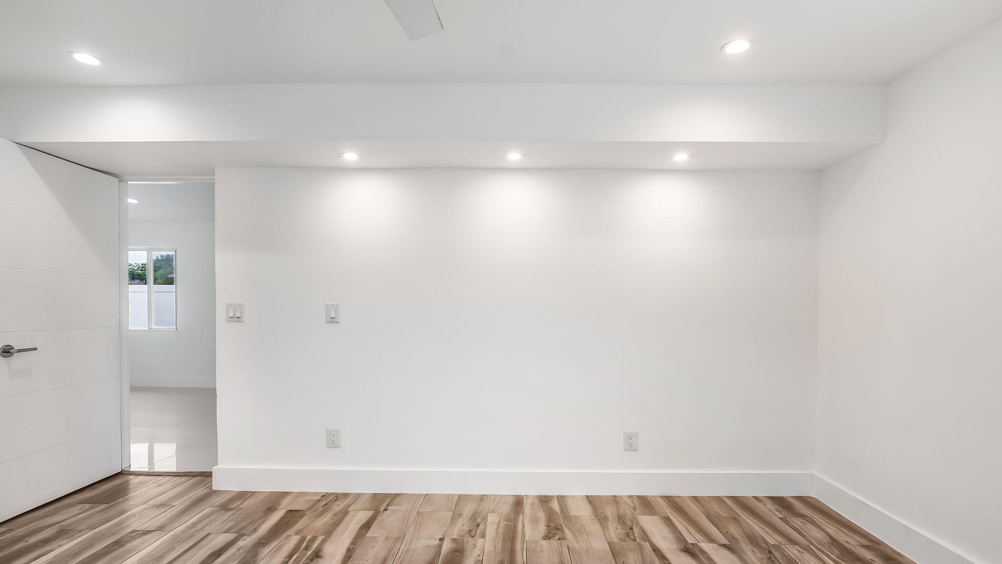 DELRAY MNR - Residential