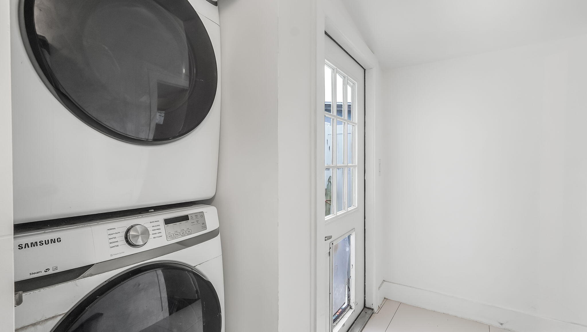 DELRAY MNR - Residential