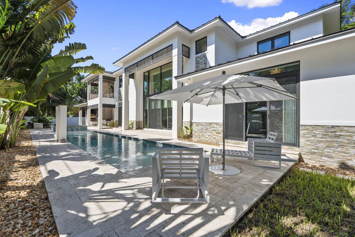 SUN & SURF CLUB COMM - Residential