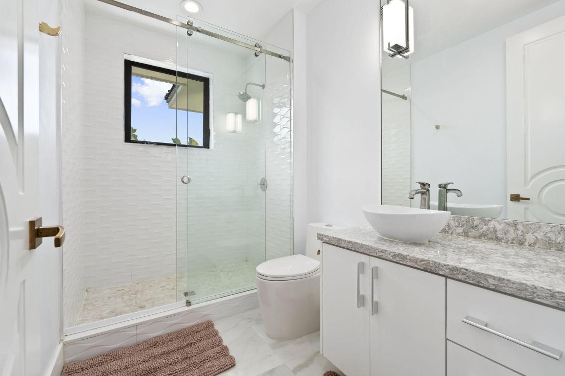 SUN & SURF CLUB COMM - Residential