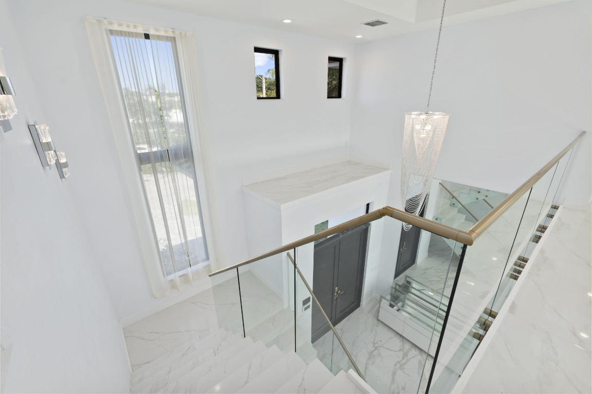SUN & SURF CLUB COMM - Residential