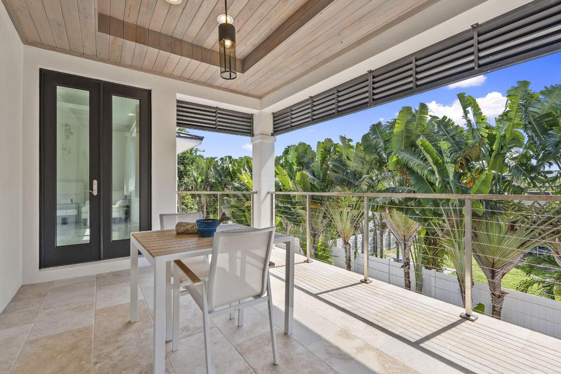 SUN & SURF CLUB COMM - Residential