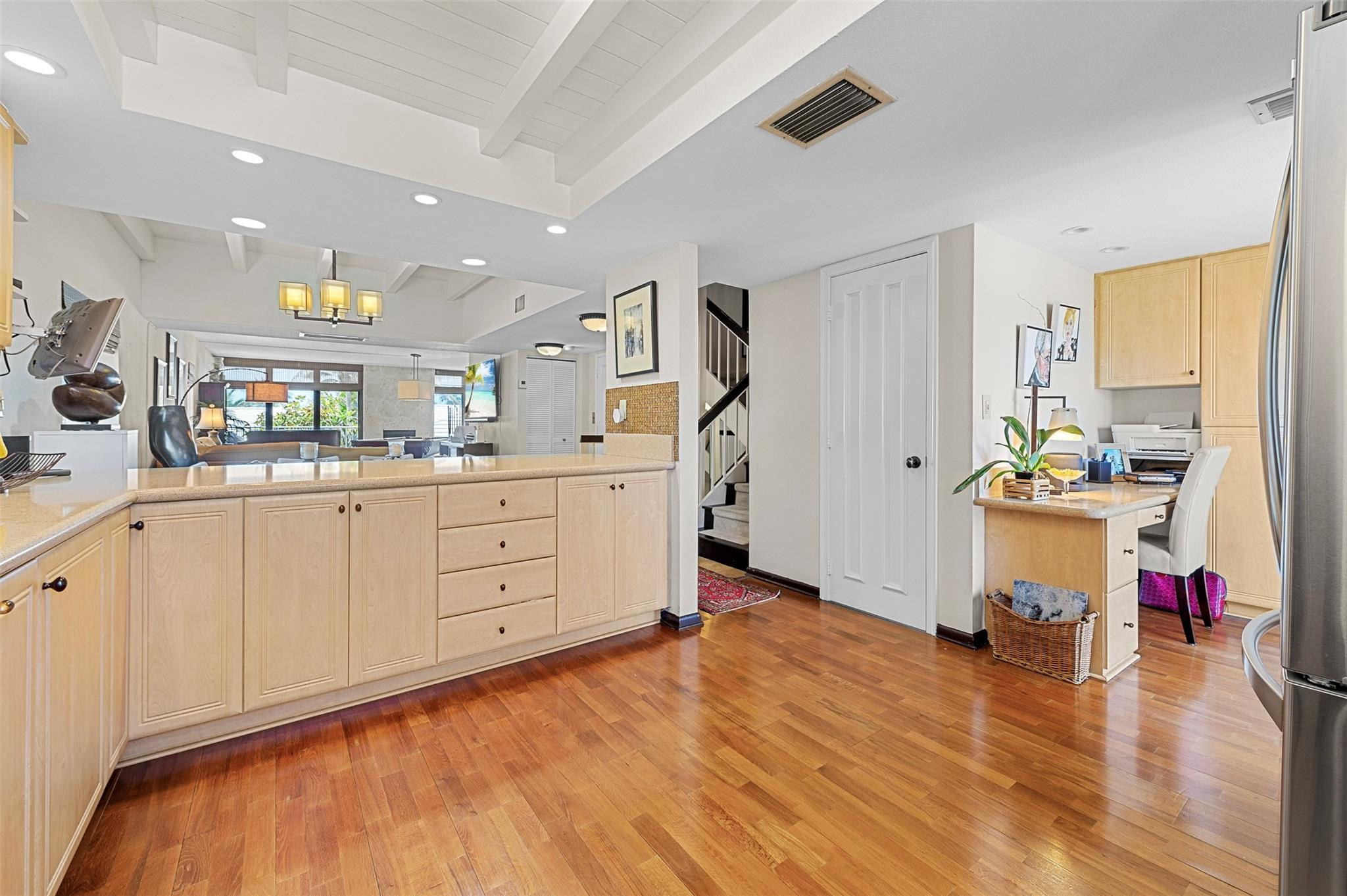 OCEAN VISTA - Residential
