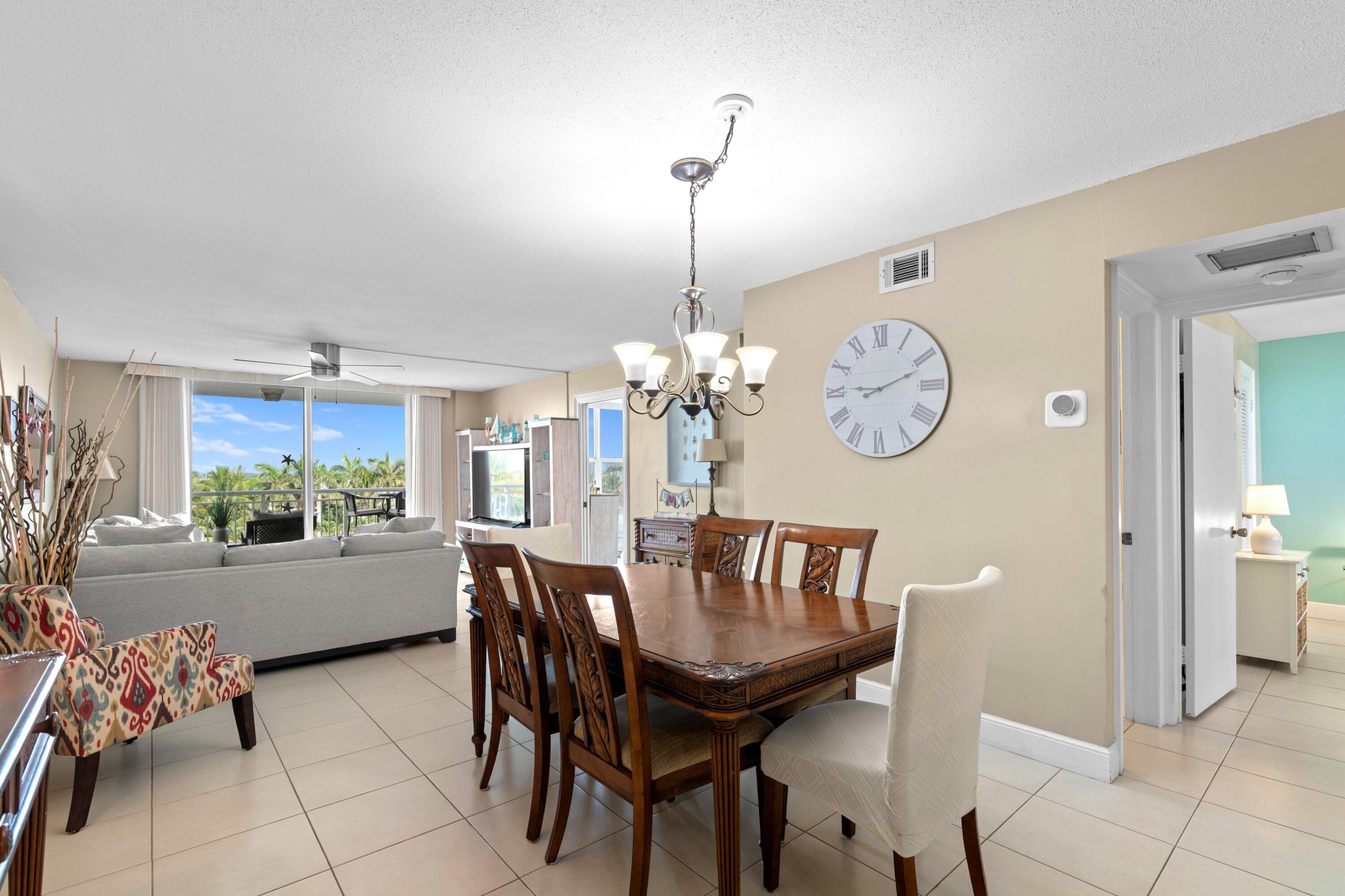 HILLSBORO LE BARON CONDO APTS - Residential
