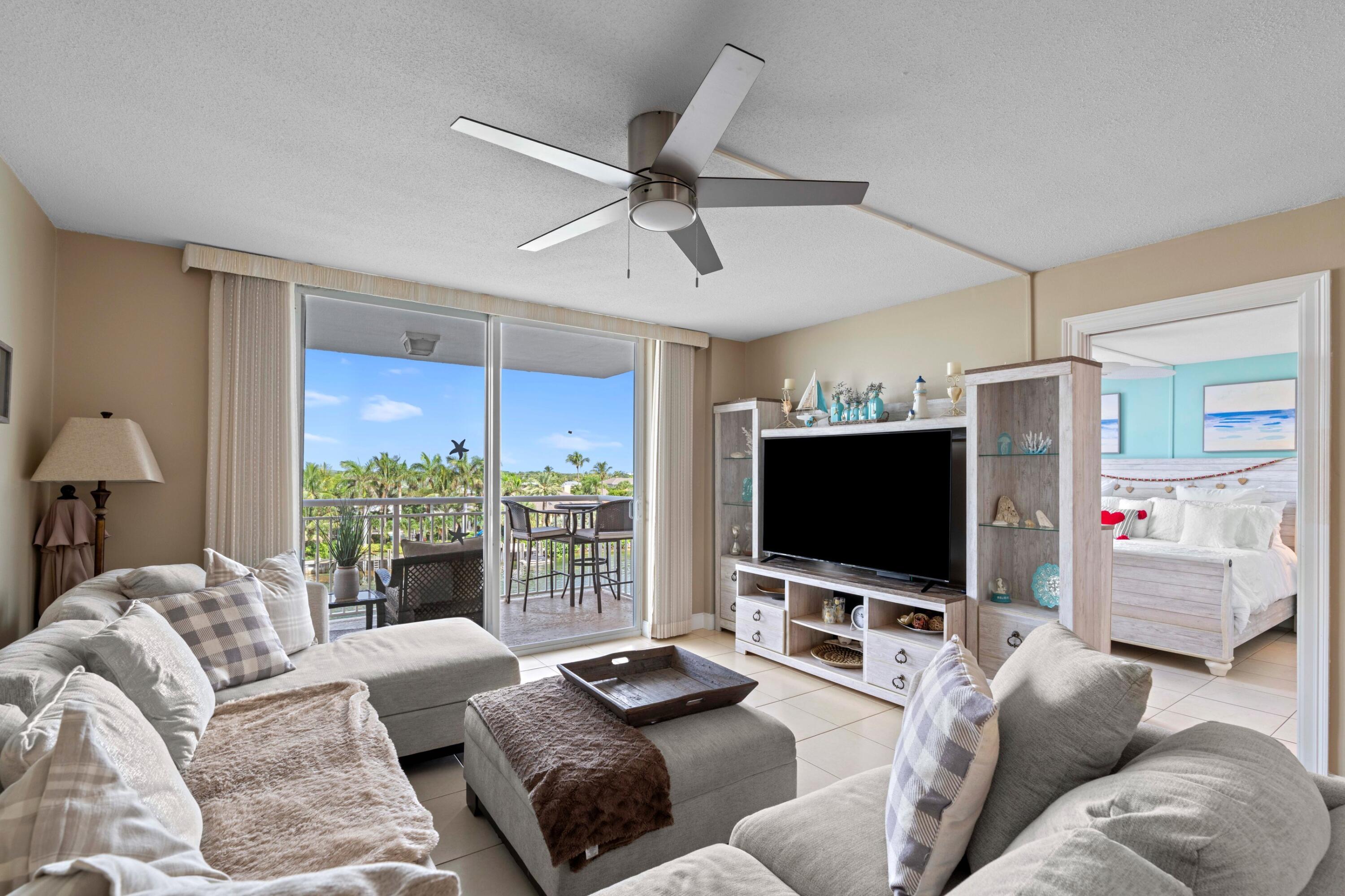 HILLSBORO LE BARON CONDO APTS - Residential