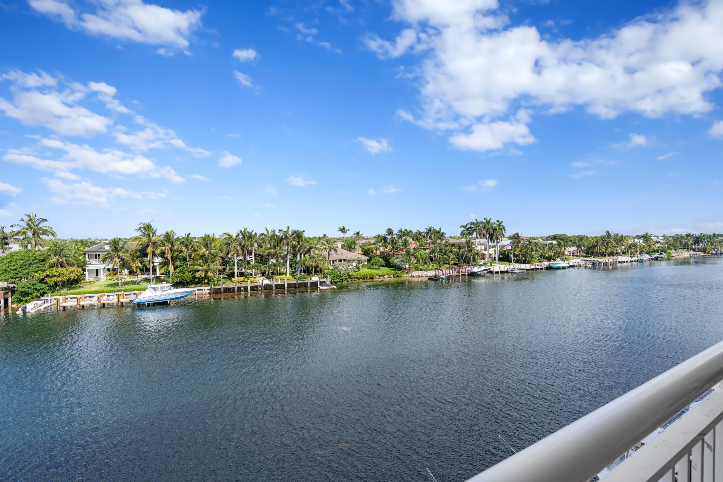 HILLSBORO LE BARON CONDO APTS - Residential