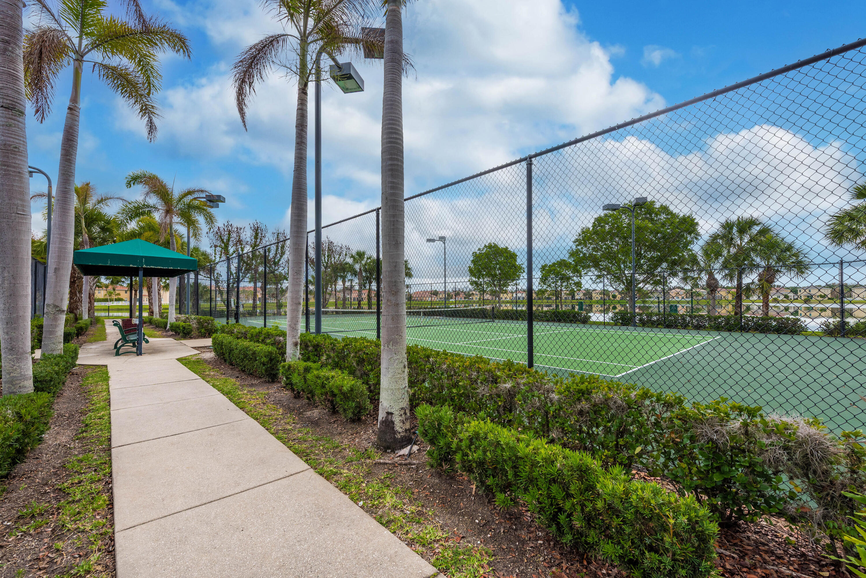 VIZCAYA FALLS PLAT 1 - Residential Lease