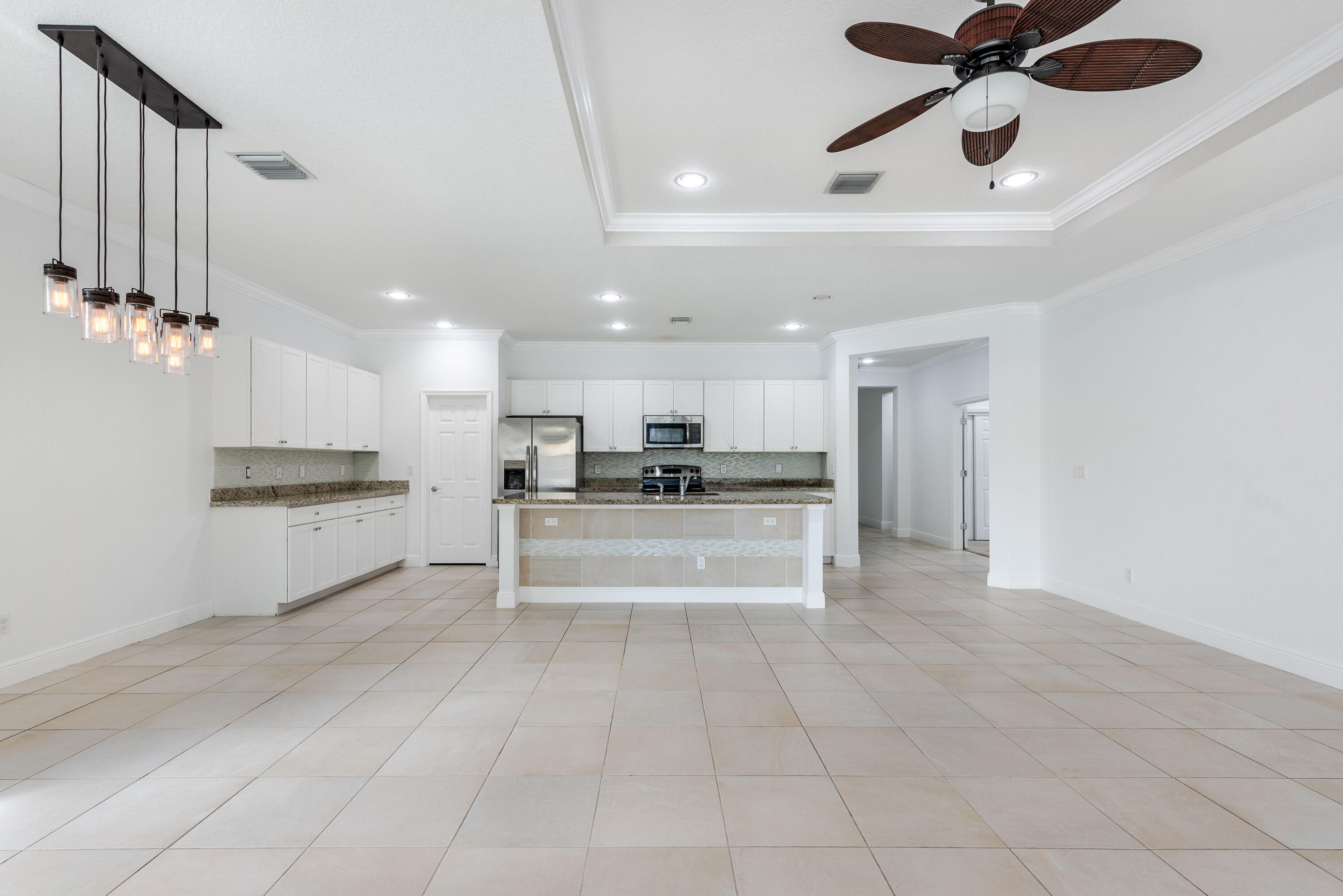 VIZCAYA FALLS PLAT 1 - Residential Lease