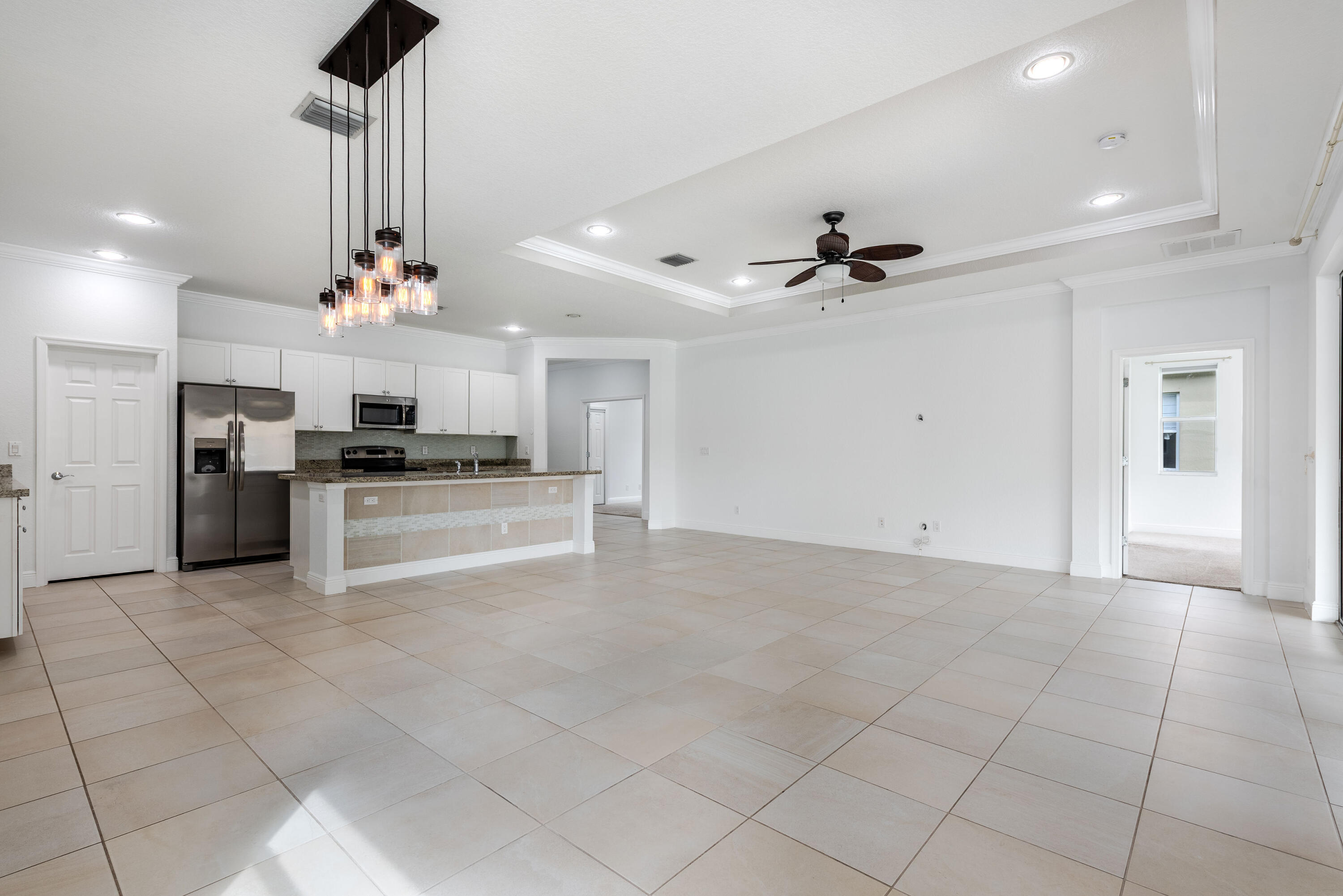 VIZCAYA FALLS PLAT 1 - Residential Lease