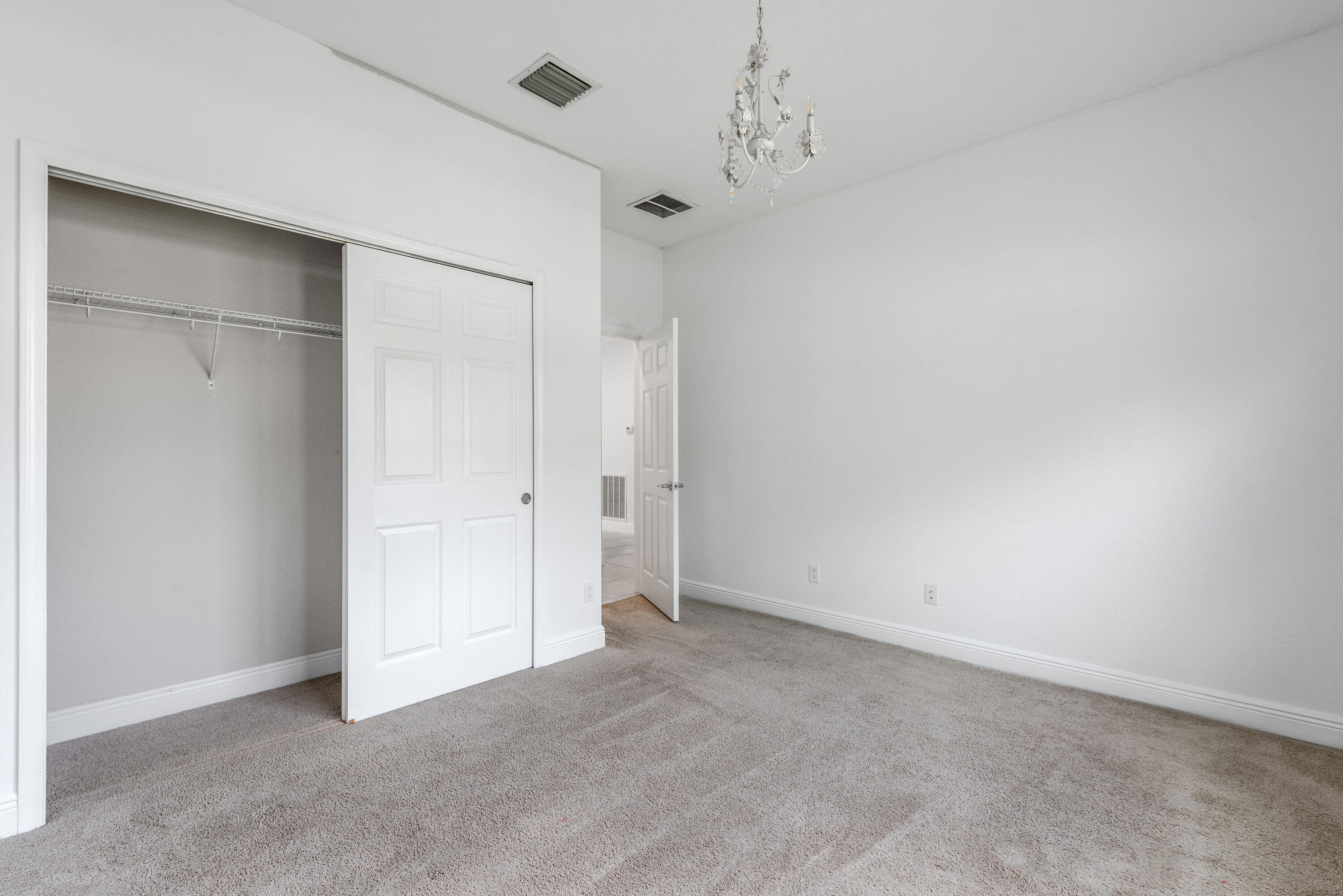VIZCAYA FALLS PLAT 1 - Residential Lease