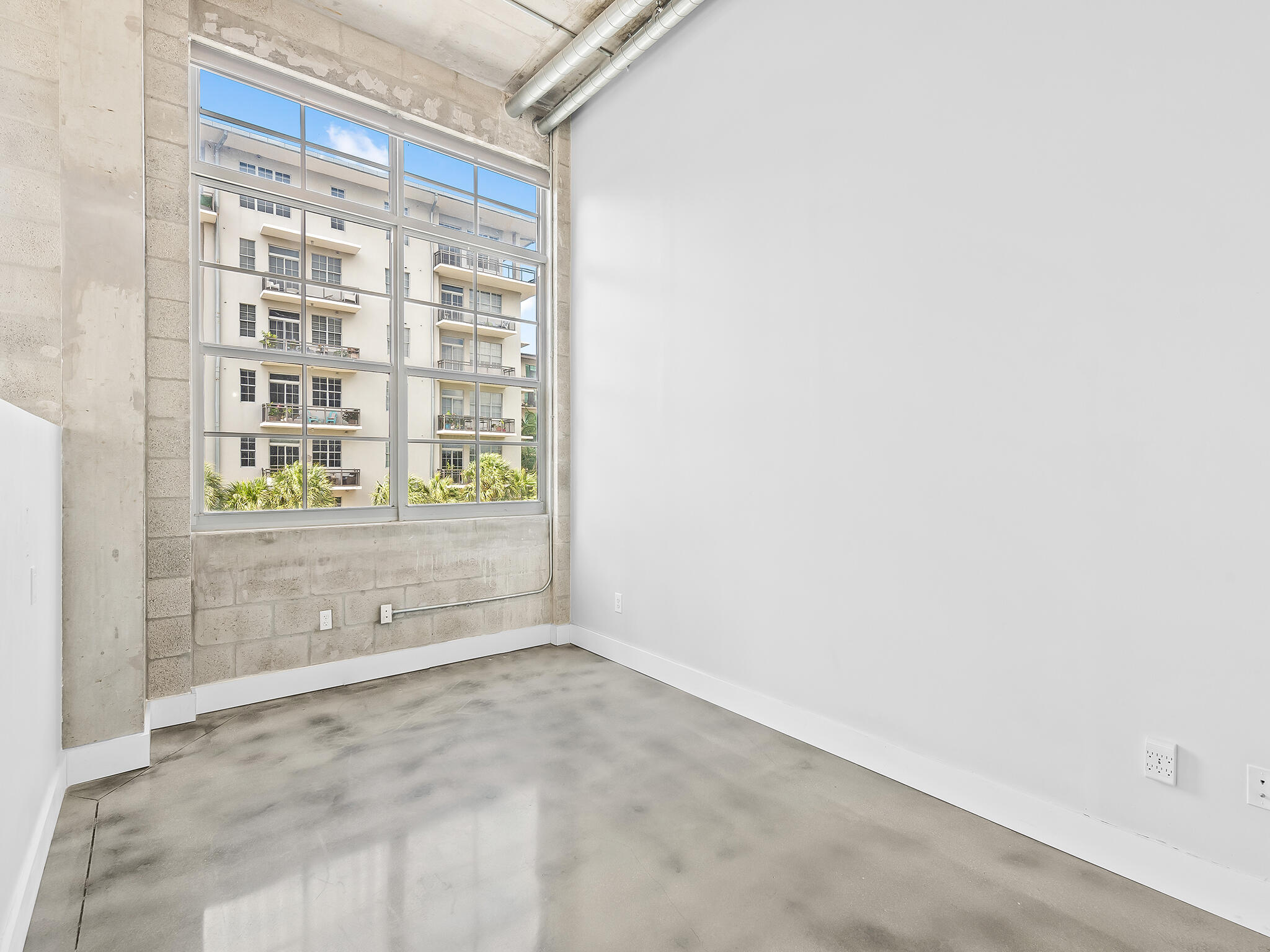 AVENUE LOFTS CONDO FIVE - Residential