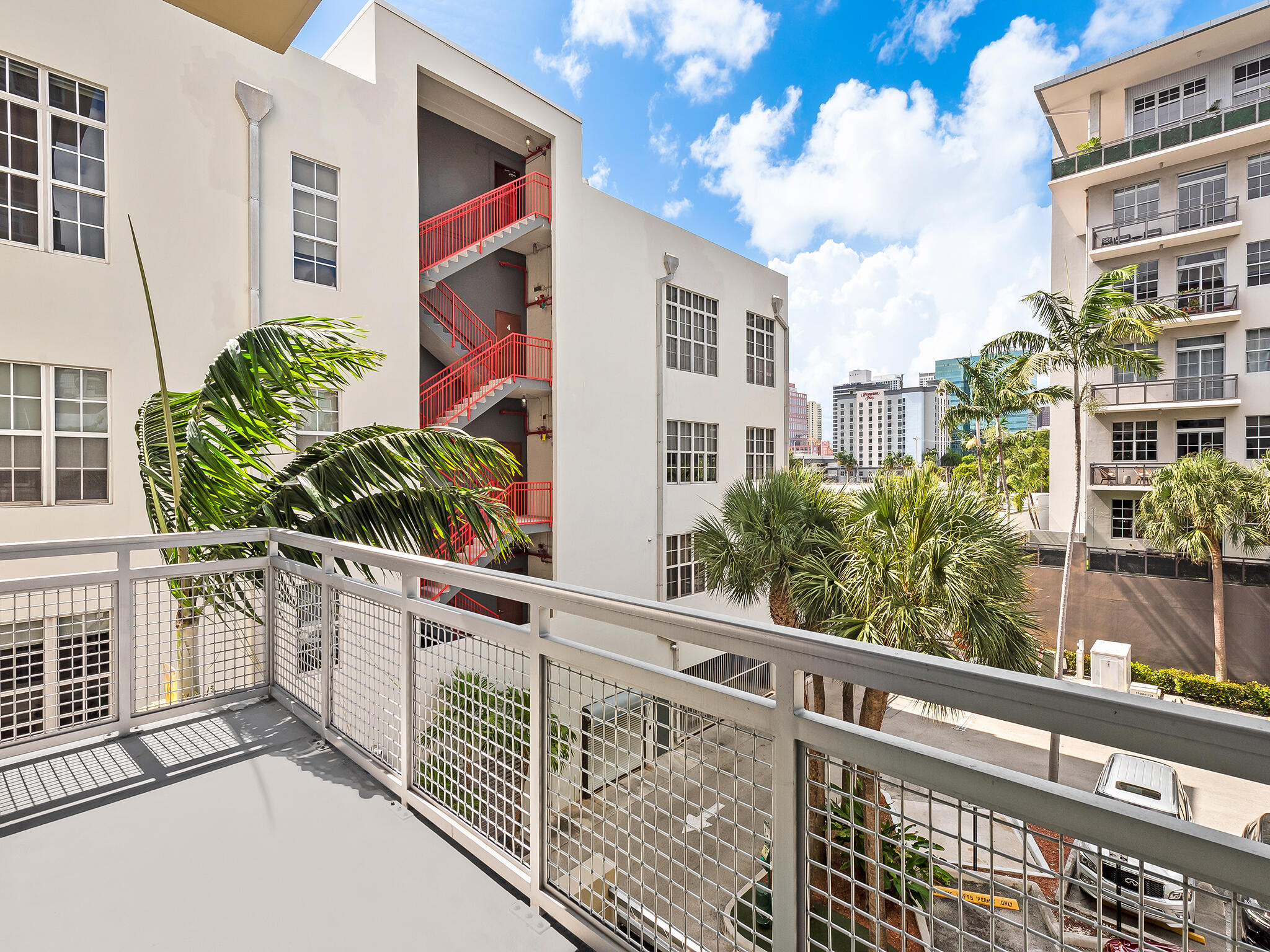 AVENUE LOFTS CONDO FIVE - Residential