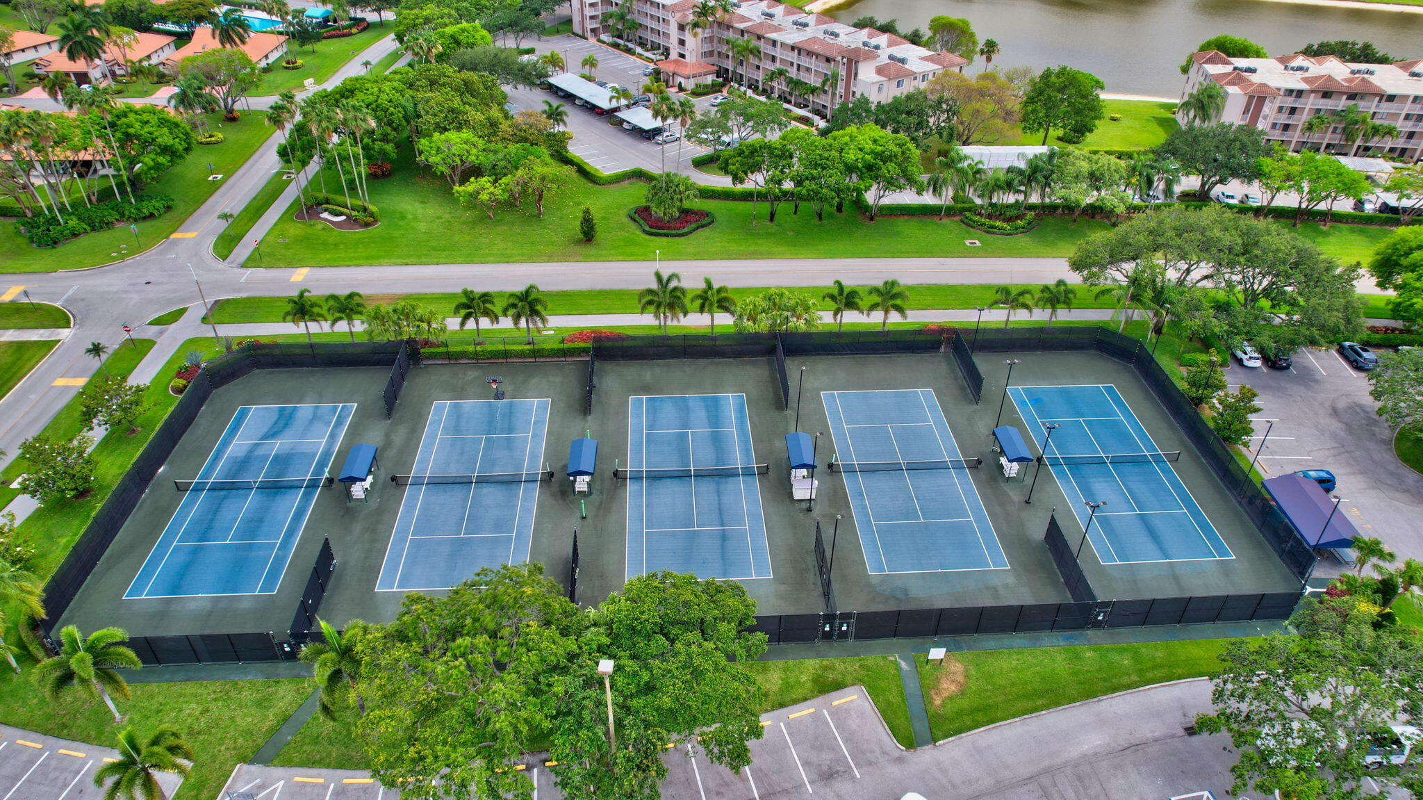 HUNTINGTON POINTE - Residential