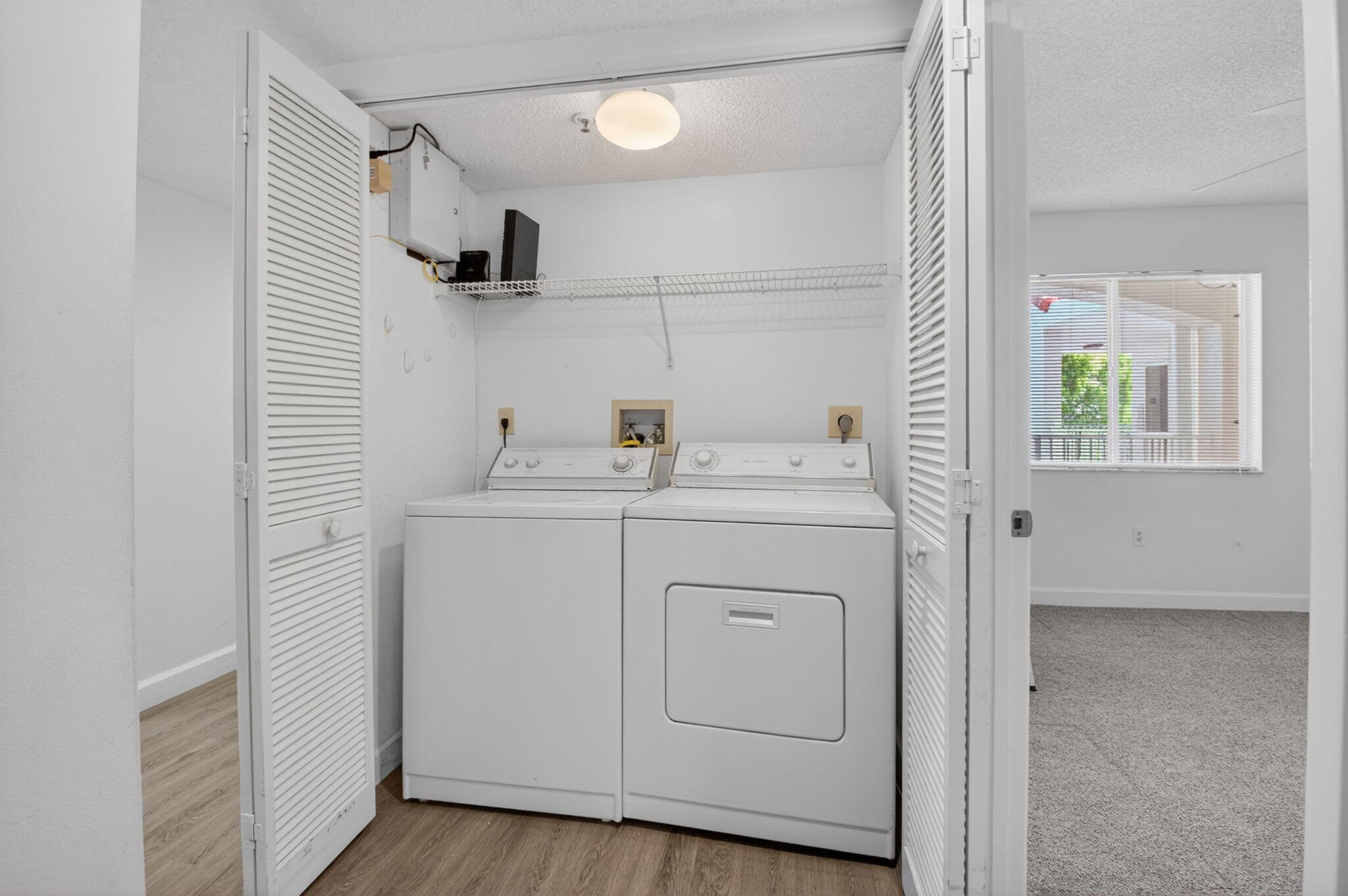 HUNTINGTON POINTE - Residential