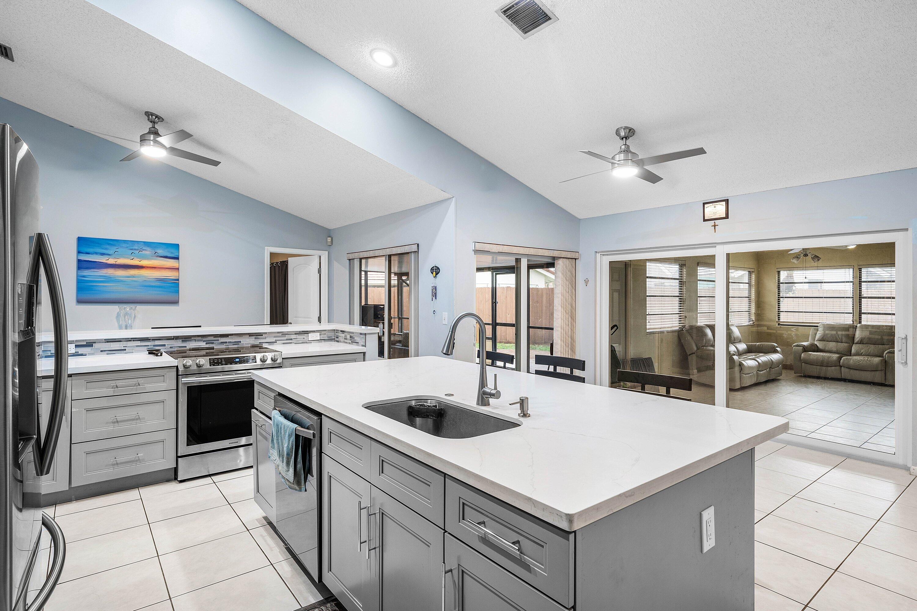 SUN VALLEY 2 - Residential