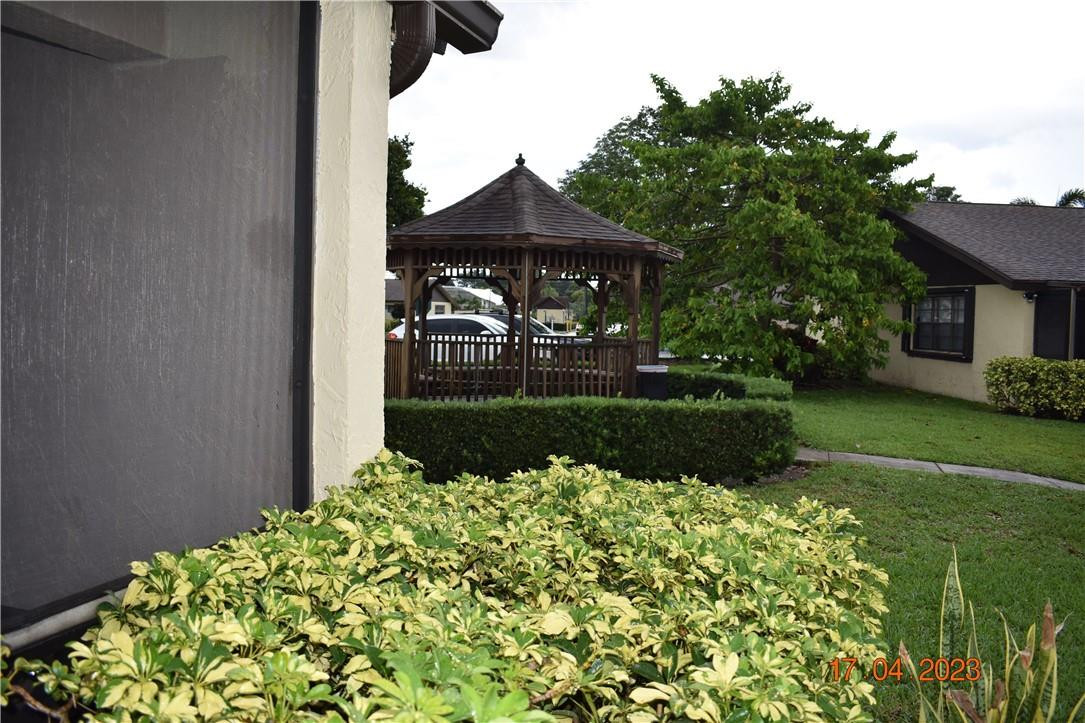 Woodlake Isles - Residential