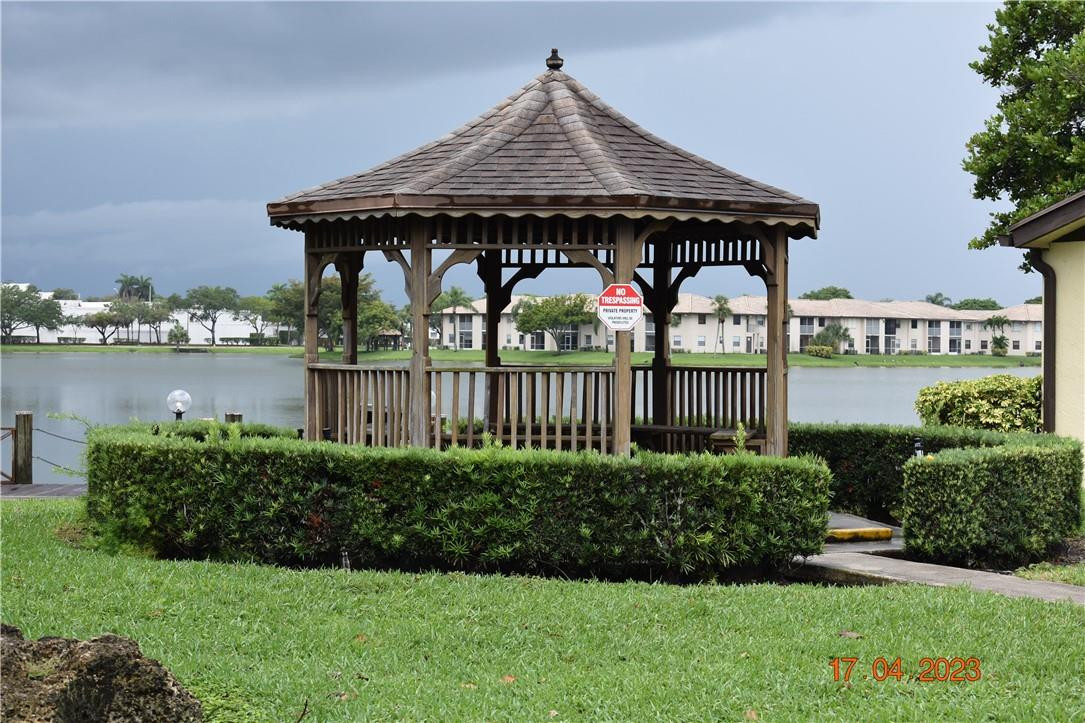 Woodlake Isles - Residential