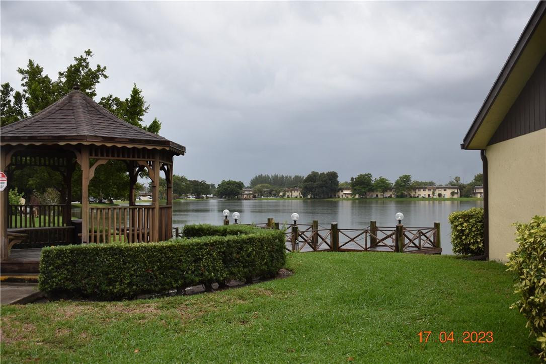 Woodlake Isles - Residential