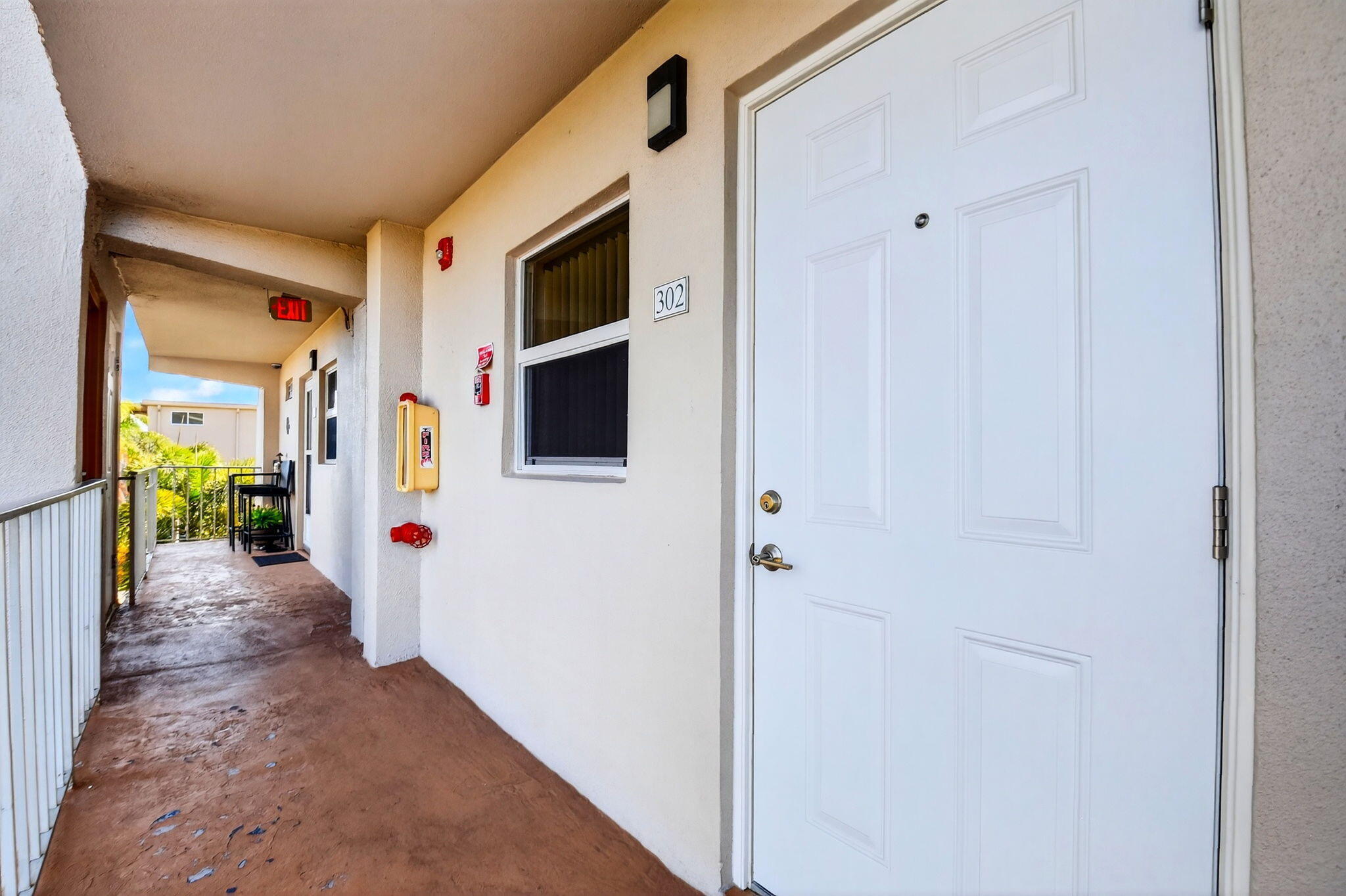 VILLAGE ROYALE ON THE GREEN CONDO - Residential Lease