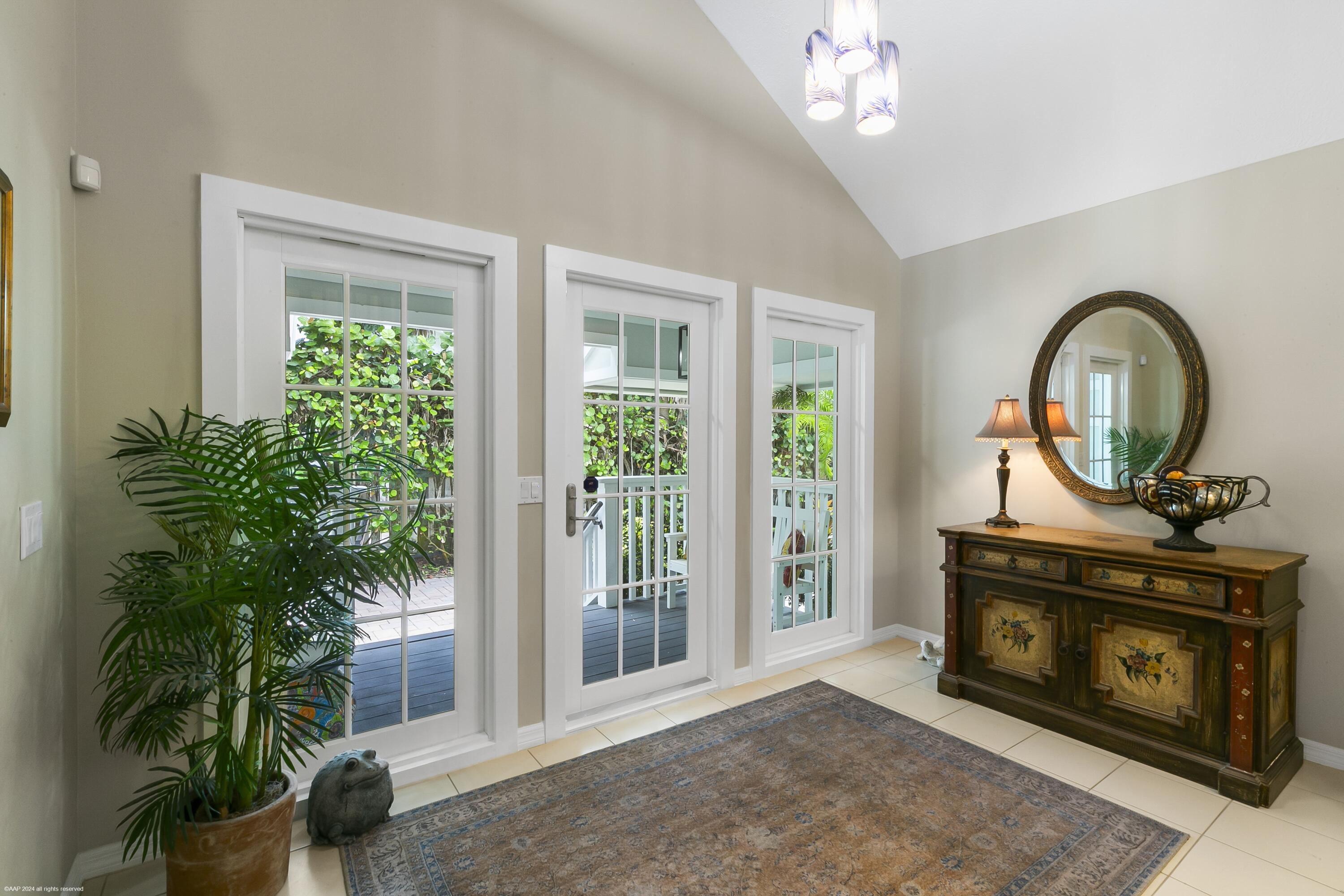 JUPITER ISLAND - Residential
