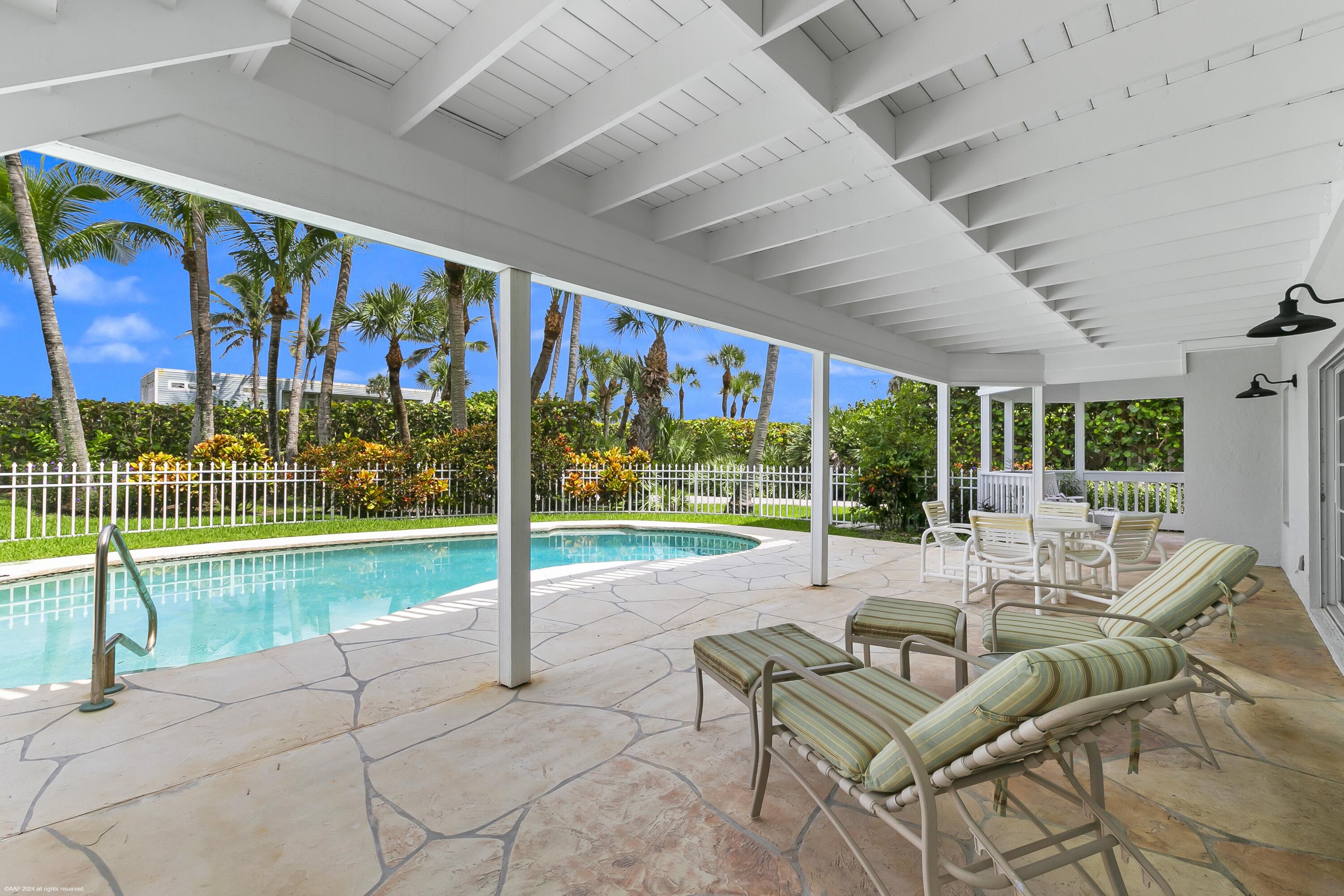 JUPITER ISLAND - Residential