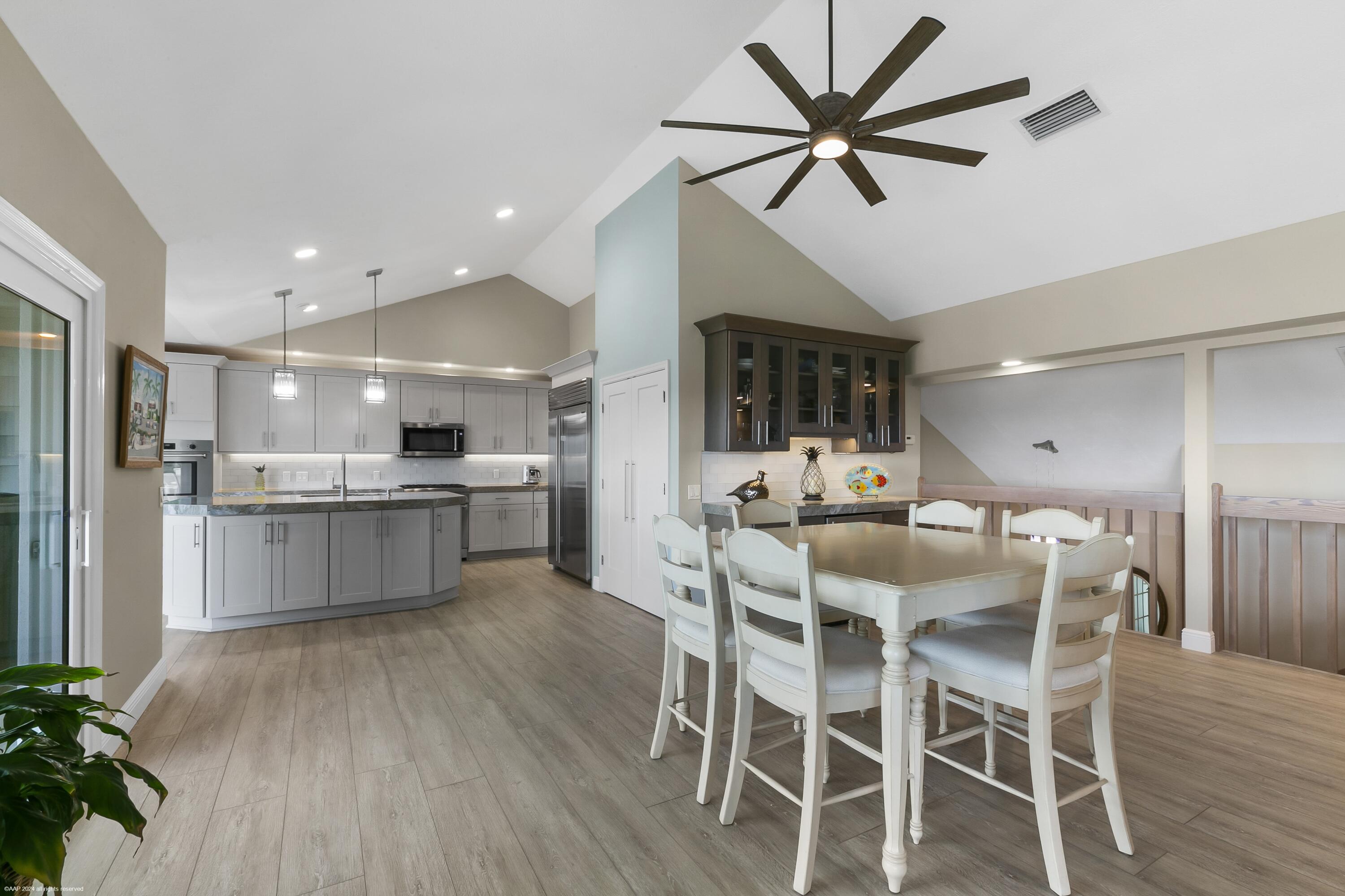 JUPITER ISLAND - Residential
