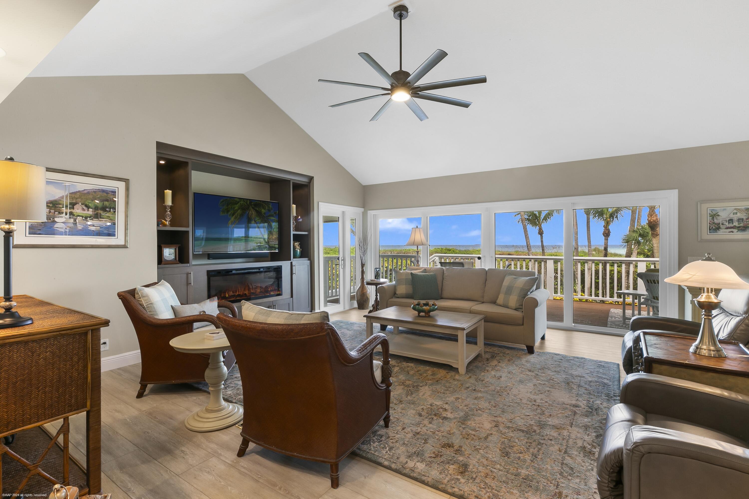 JUPITER ISLAND - Residential