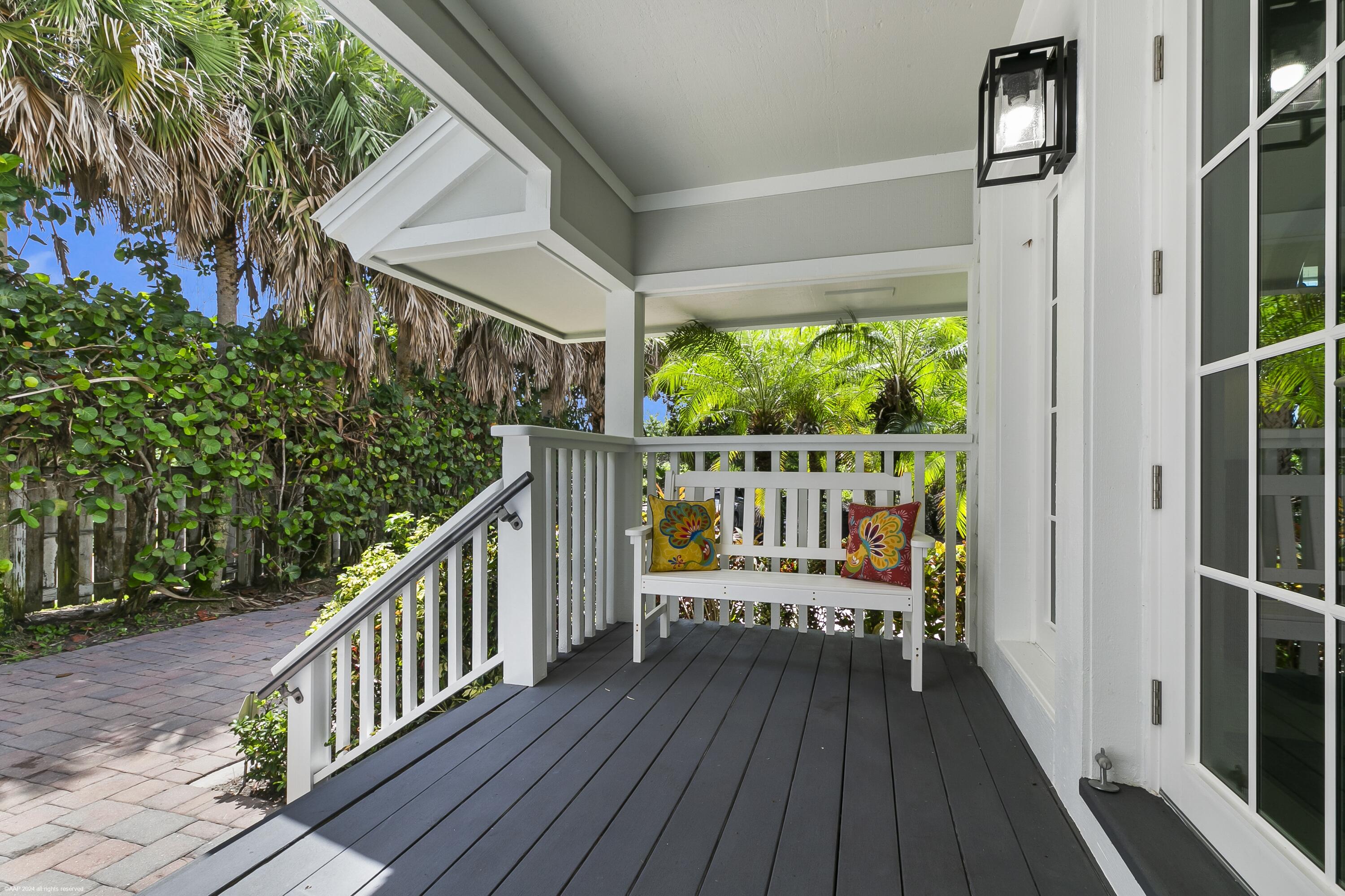 JUPITER ISLAND - Residential