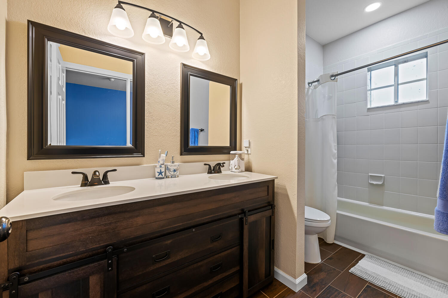 SANTA MONICA - Residential Lease