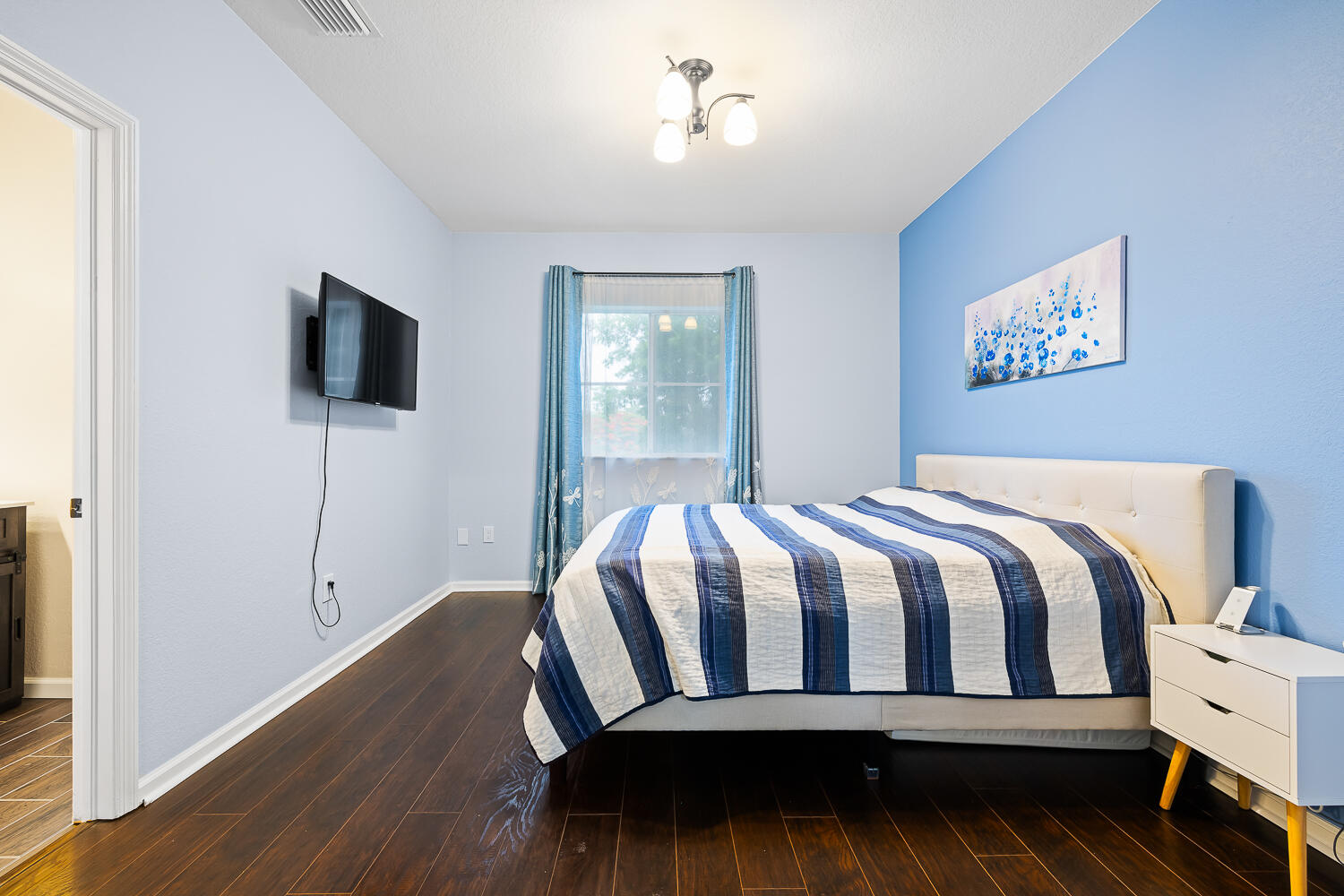SANTA MONICA - Residential Lease