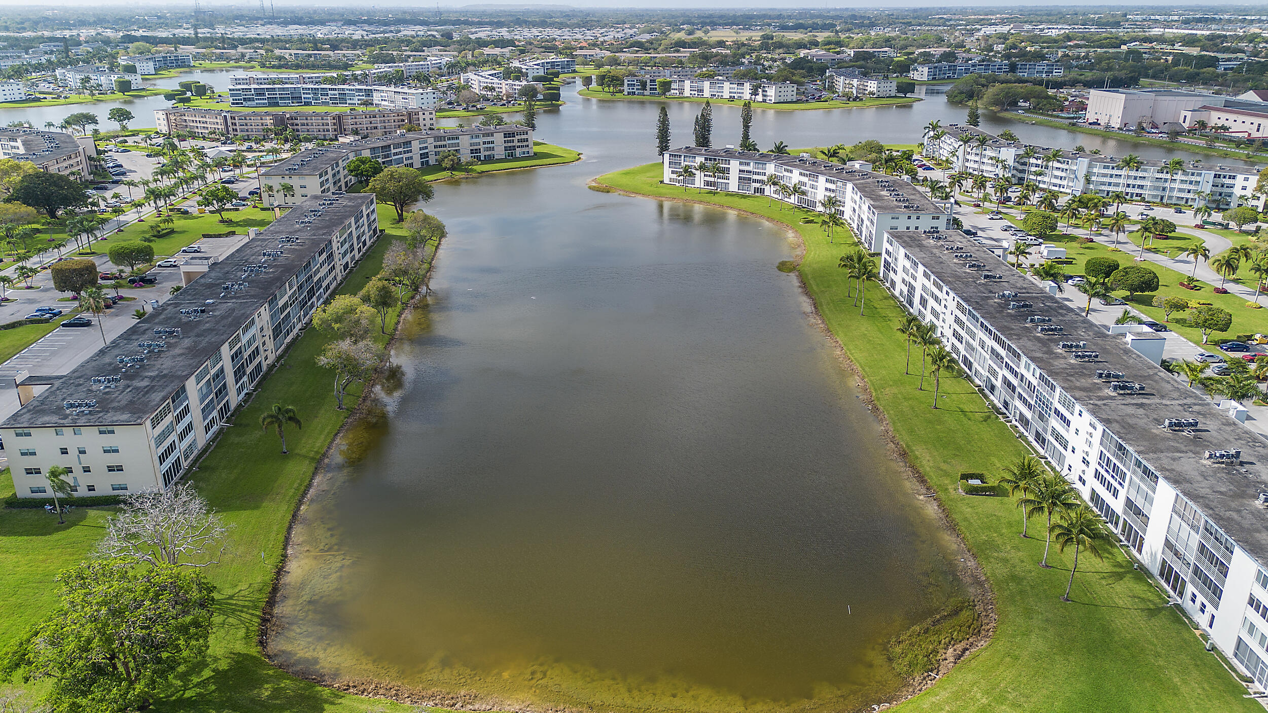 WOLVERTON AT CENTURY VILLAGE CONDO - Residential Lease