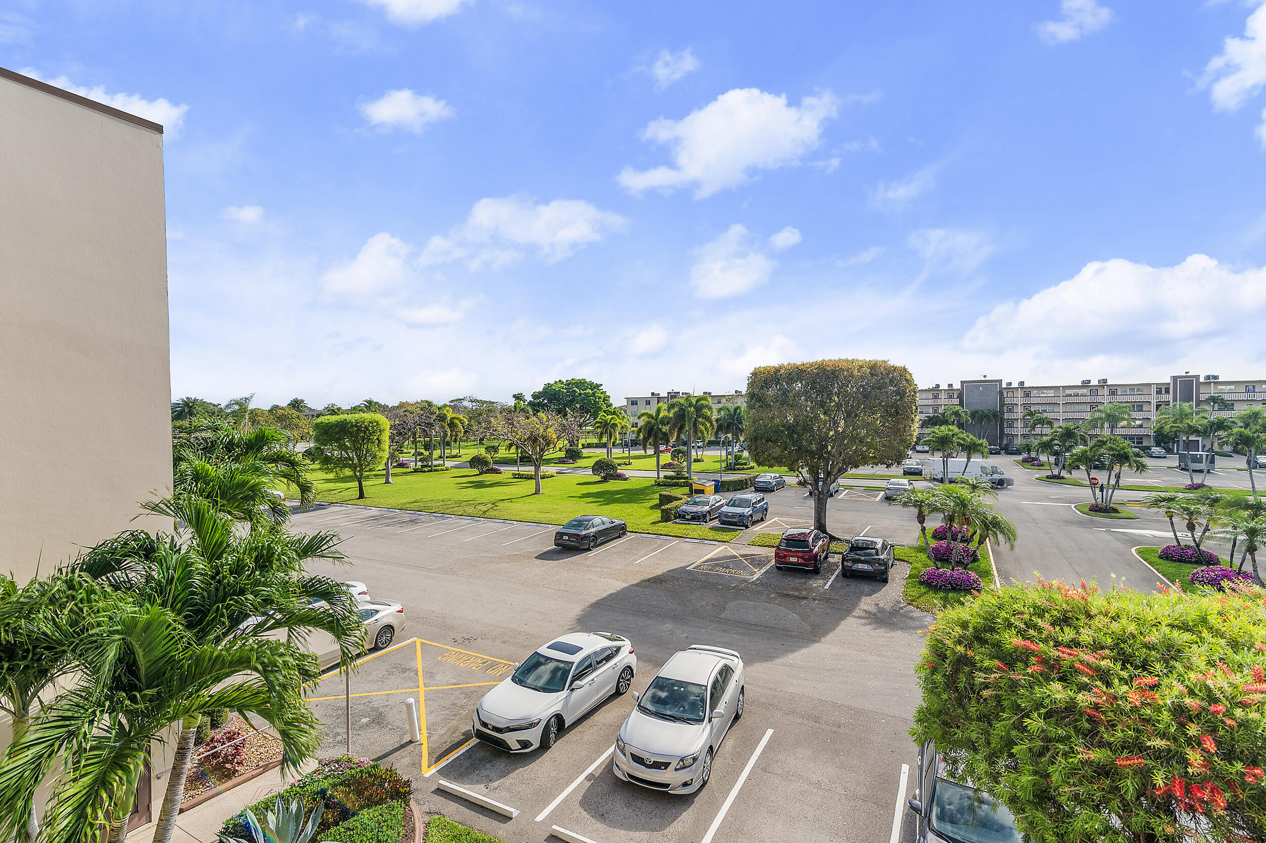 WOLVERTON AT CENTURY VILLAGE CONDO - Residential Lease