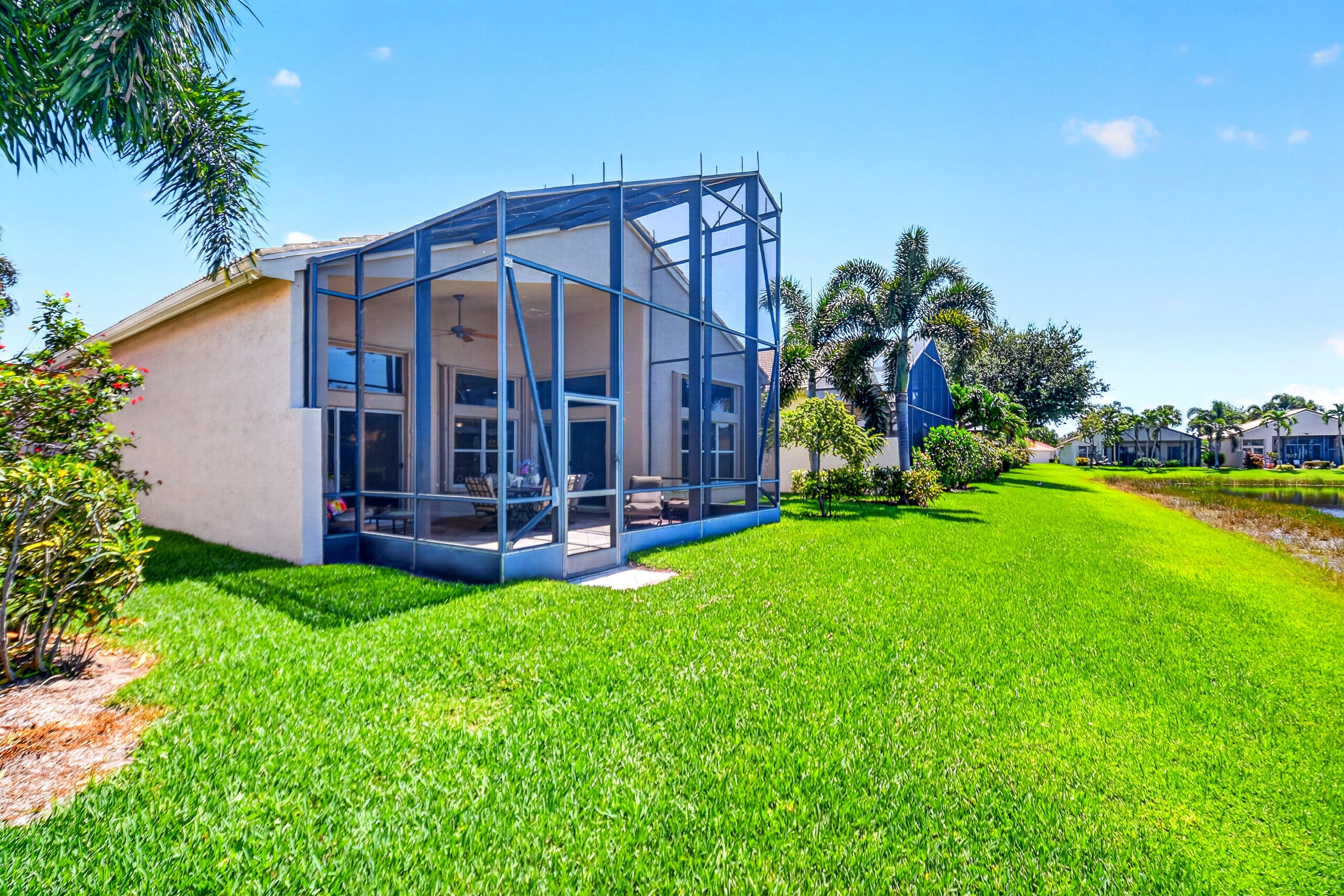 VALENCIA PALMS 6 - Residential