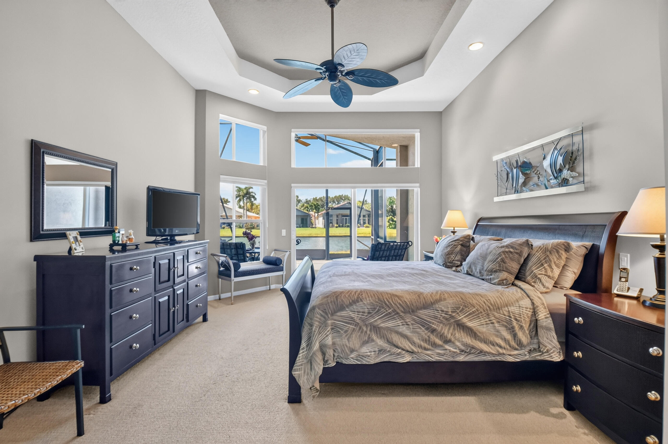 VALENCIA PALMS 6 - Residential