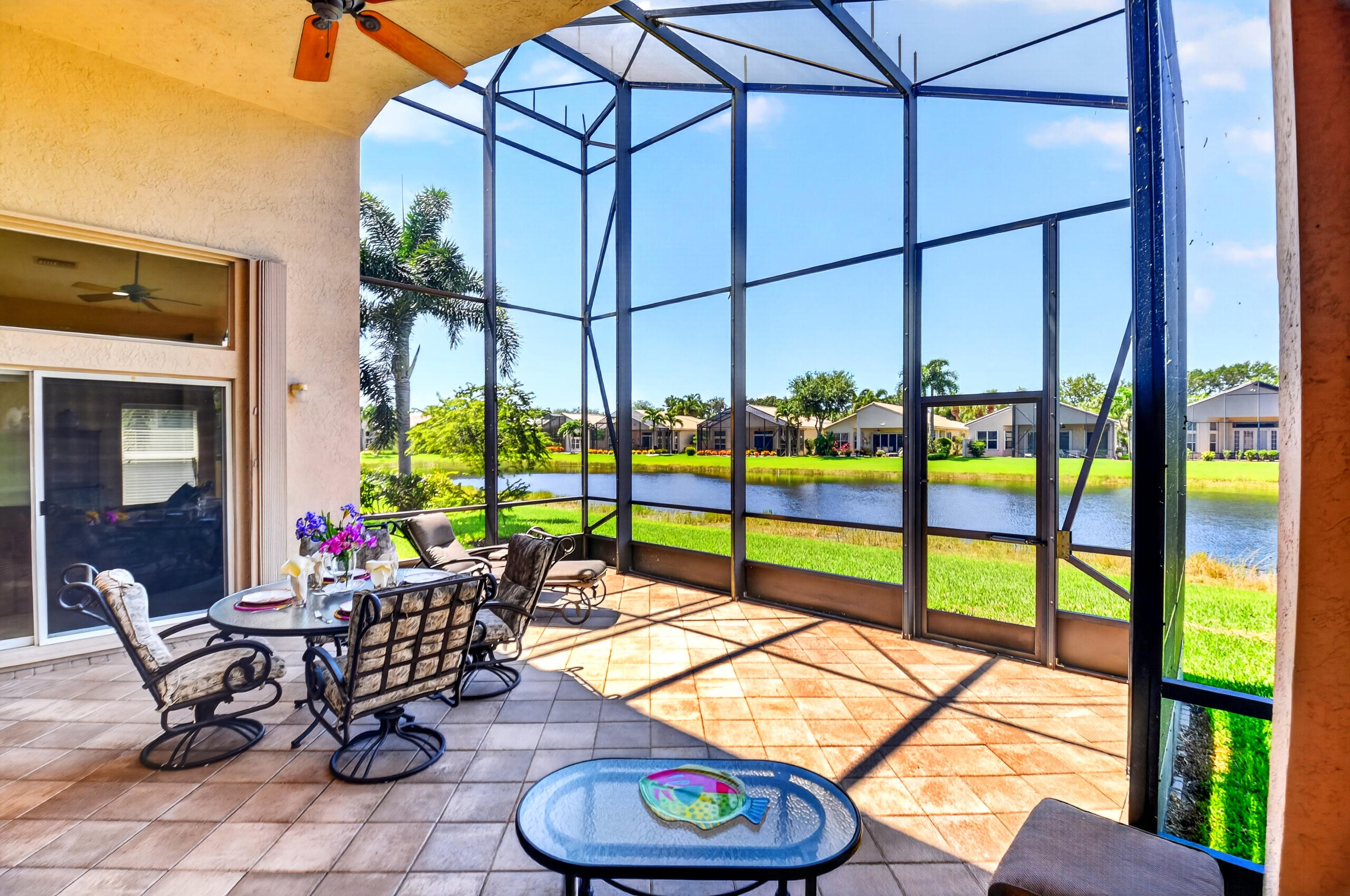 VALENCIA PALMS 6 - Residential