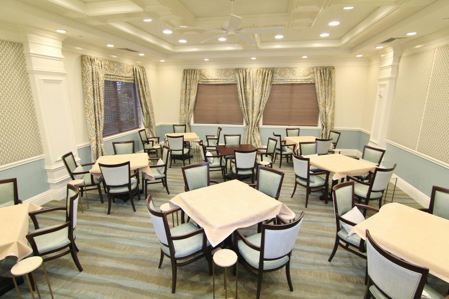 VALENCIA PALMS 6 - Residential