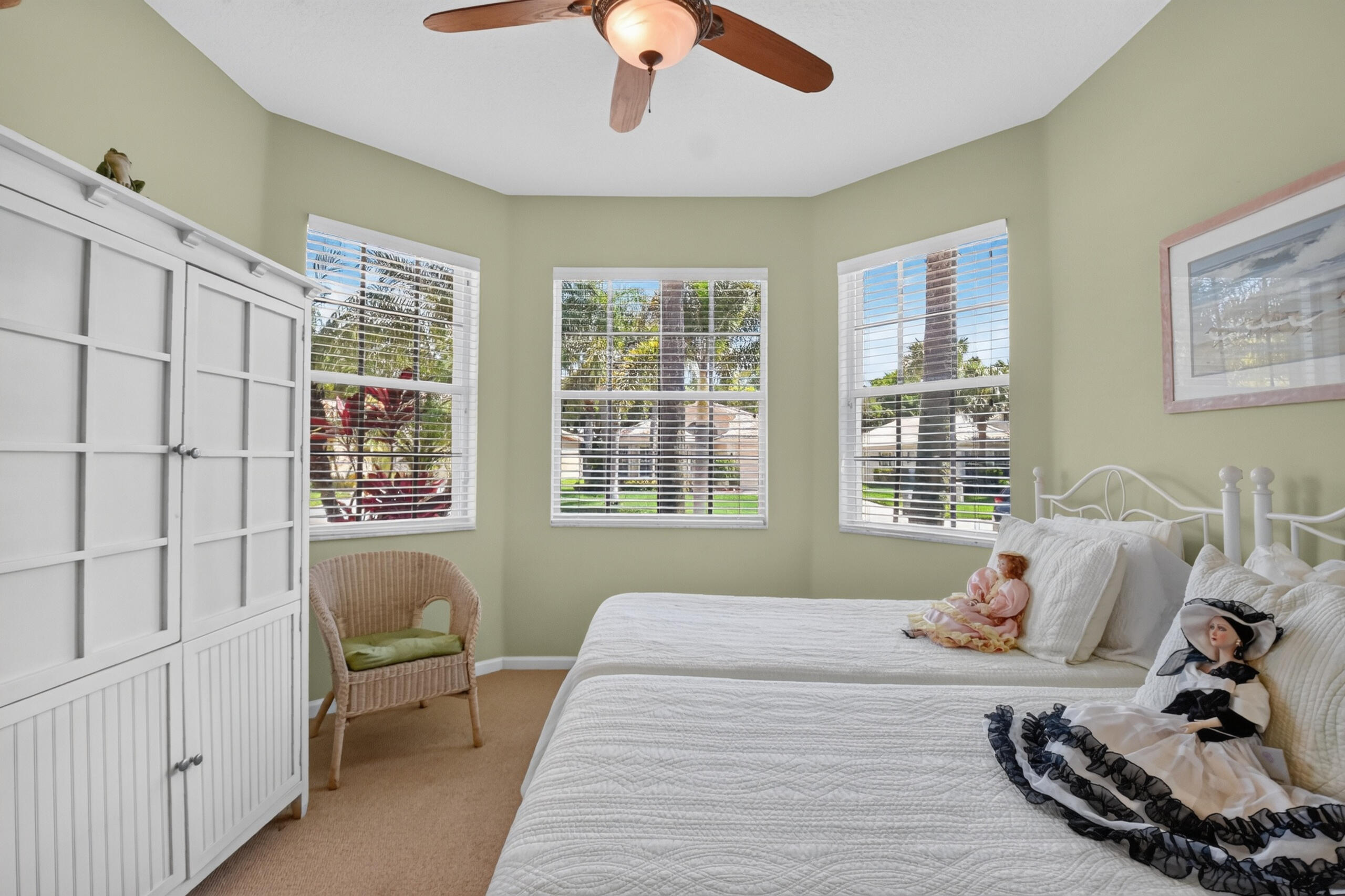 VALENCIA PALMS 6 - Residential