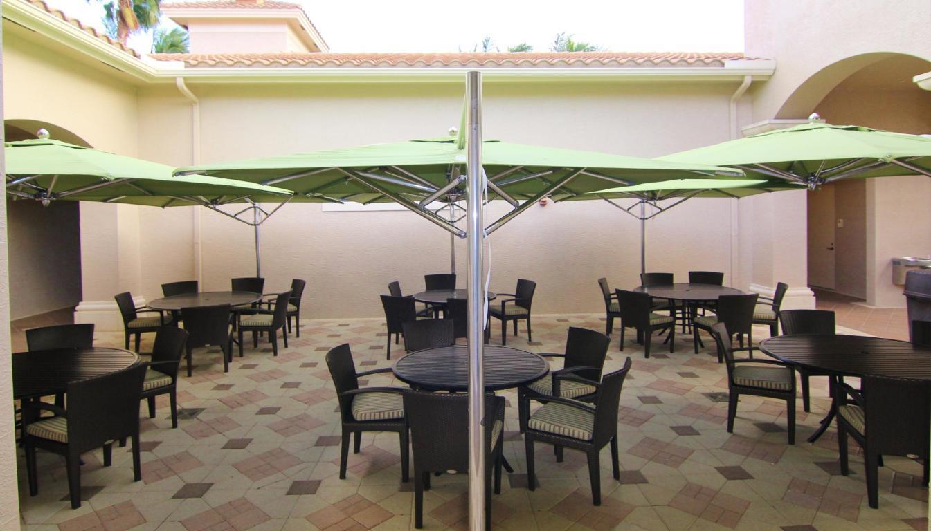 VALENCIA PALMS 6 - Residential